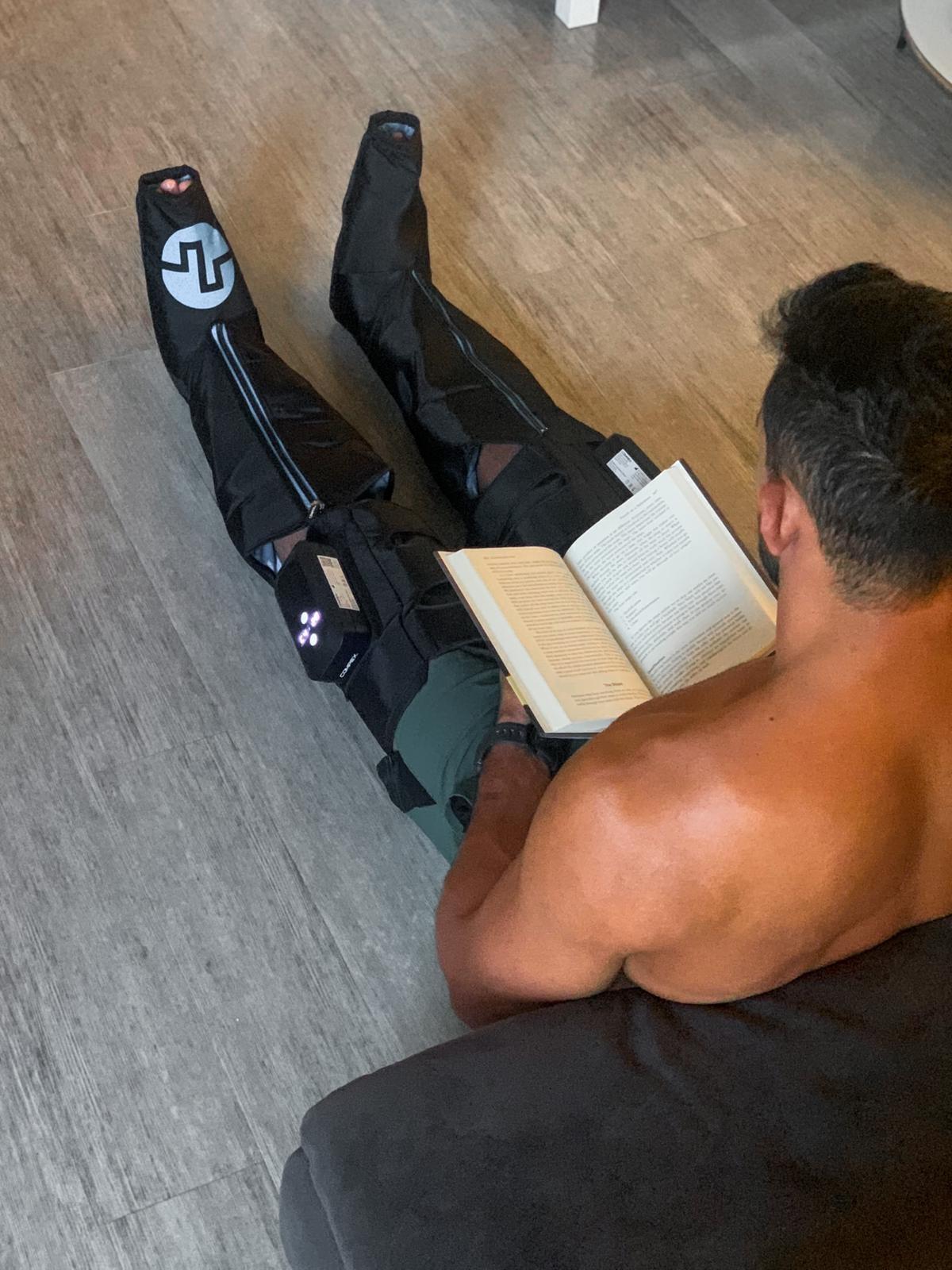 Compex Ayre Wireless Rapid Recovery Compression Boots - High Tech Compression Massage - S/M customer photo 1