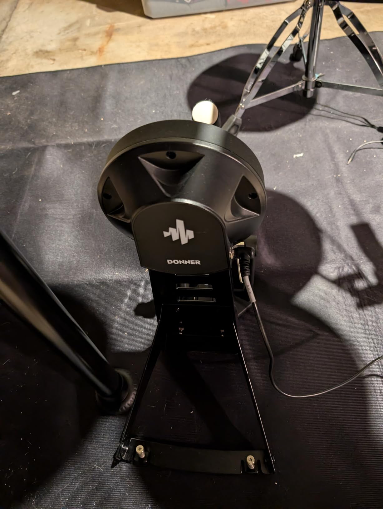 Donner DED-200 Electric Drum Sets with Quiet Mesh Drum Pads, 2 Cymbals w/Choke, 31 Kits and 450+ Sounds, Throne, Headphones, Sticks, USB MIDI, Melodics Lessons (5 Pads, 3 Cymbals) customer photo 1