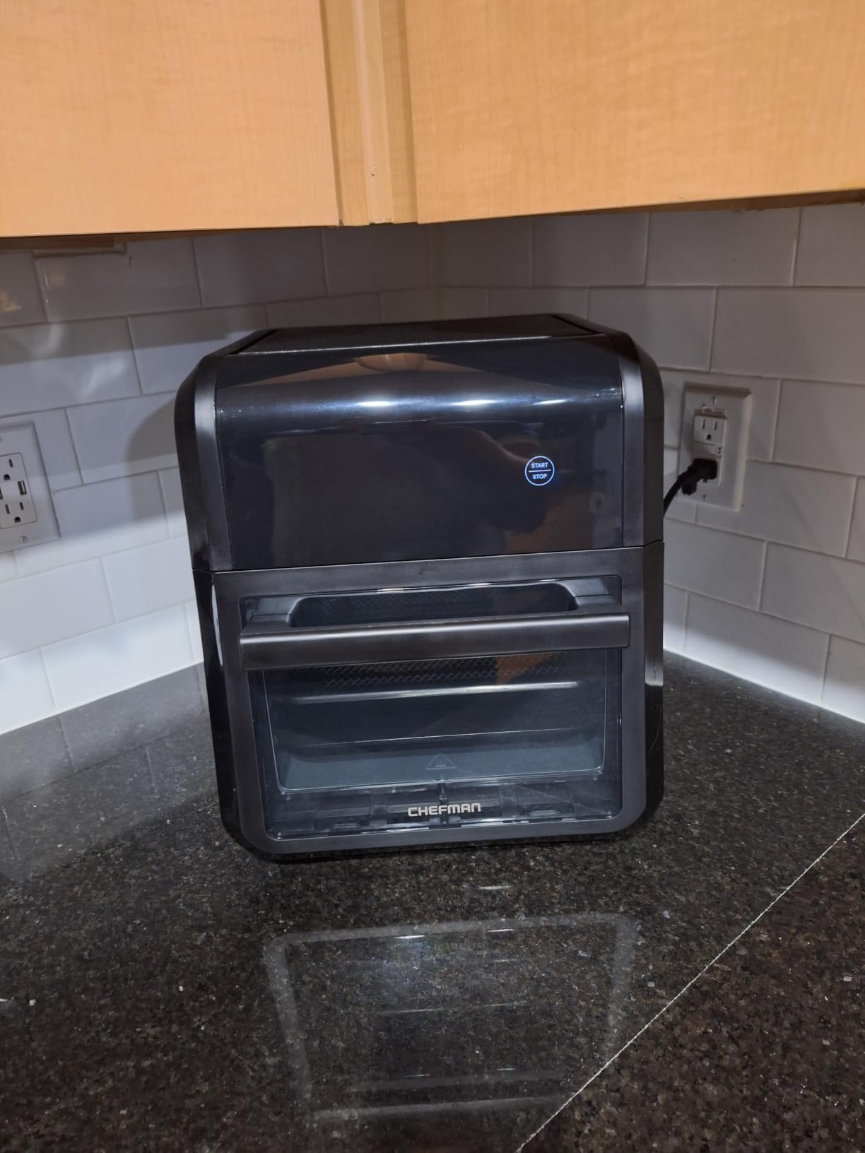 CHEFMAN Multifunctional Digital Air Fryer+ Rotisserie, Dehydrator, Convection Oven, 17 Touch Screen Presets Fry, Roast, Dehydrate, Bake, XL 10L Family Size, Auto Shutoff, Large Easy-View Window, Black customer photo 2