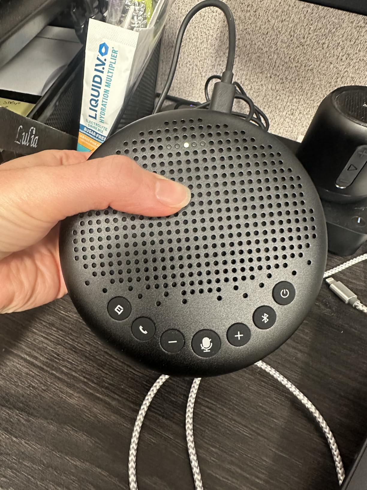 EMEET Luna Conference Speaker and Microphone, 360° Voice Pickup for 8 Users | Noise Reduction/Mute/Indicator USB Bluetooth Speakerphone w/Dongle Daisy Chain for 16 Compatible with Leading Software customer photo 2