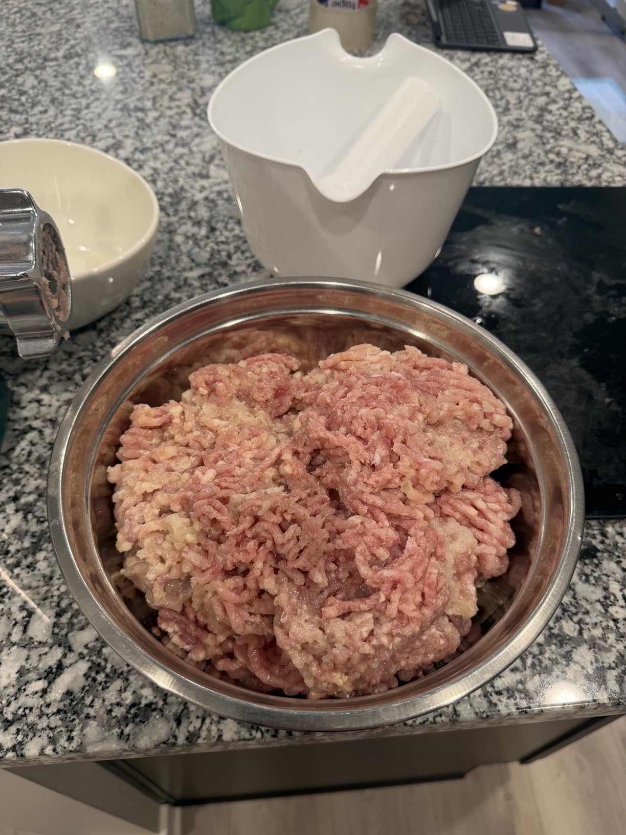 Yabano Electric Meat Grinder 3000W Max Heavy Duty Meat Mincer customer photo 2
