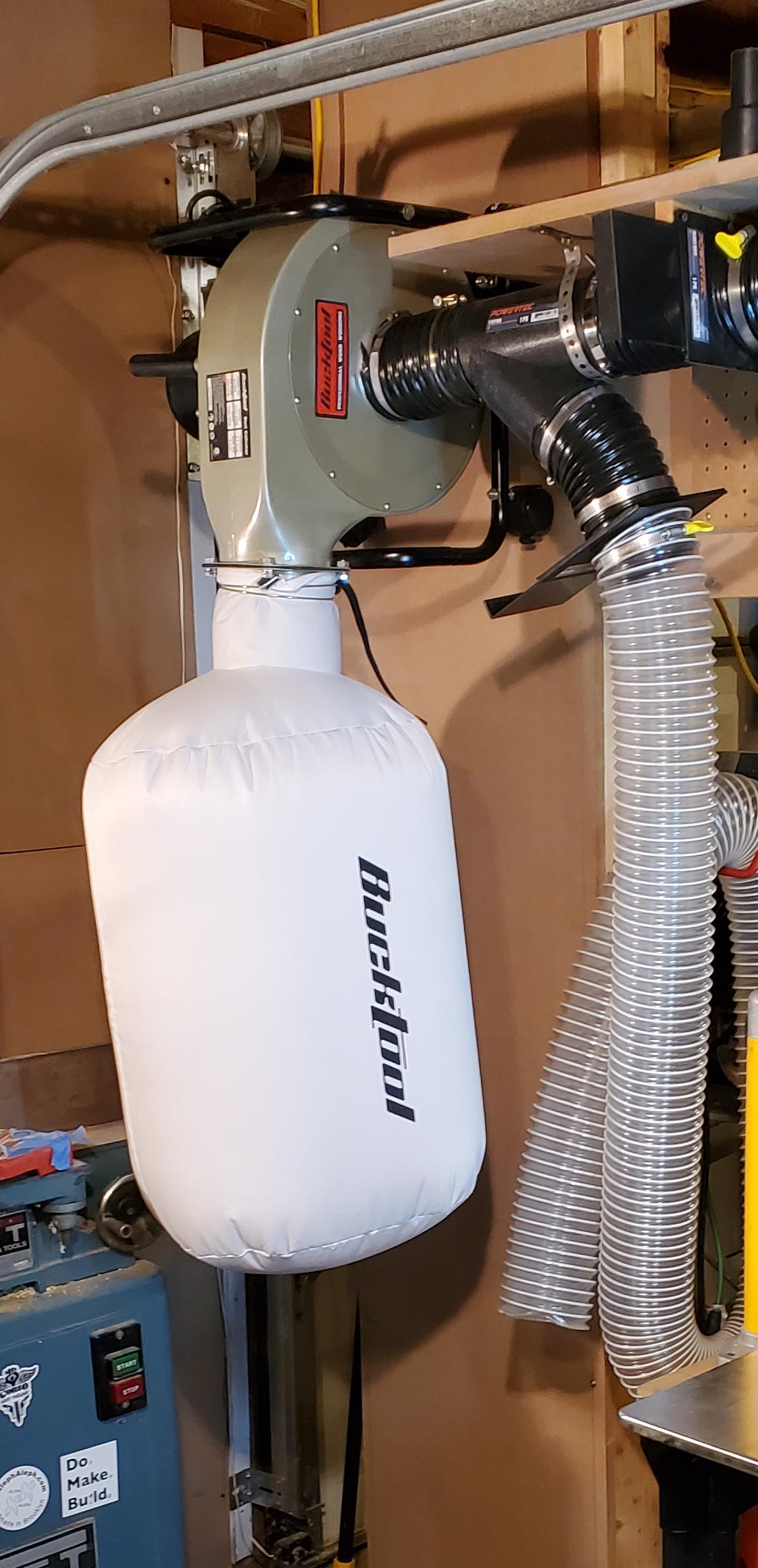 BUCKTOOL 1HP 6.5AMP Wall-mount Dust Collector with Remote Control and 2-micron Dust Filter Bag 550CFM Air Flow DC30A-1 customer photo 2