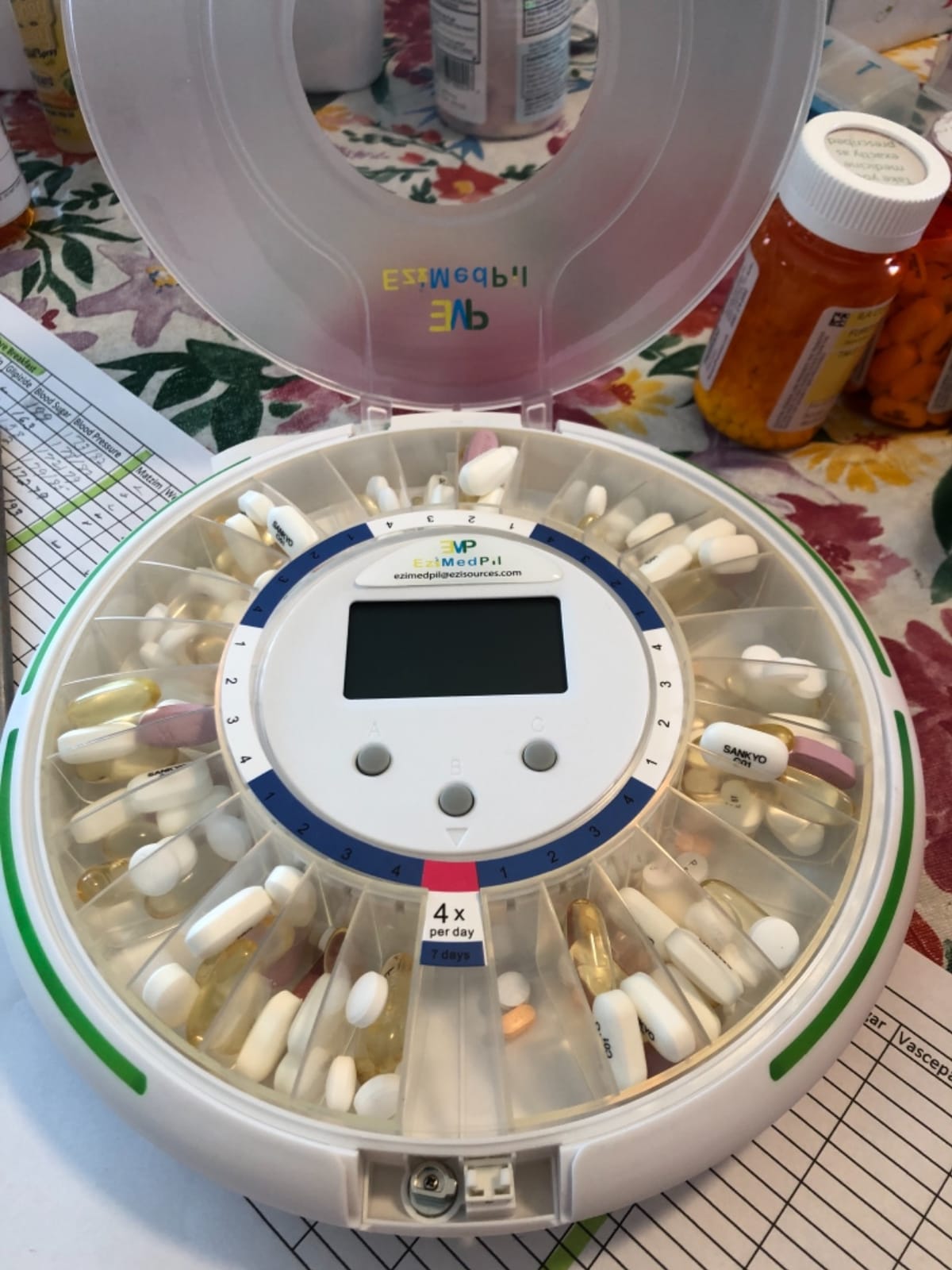 EziMedPil Automatic Pill Dispenser with Alarm for the Elderly customer photo 2