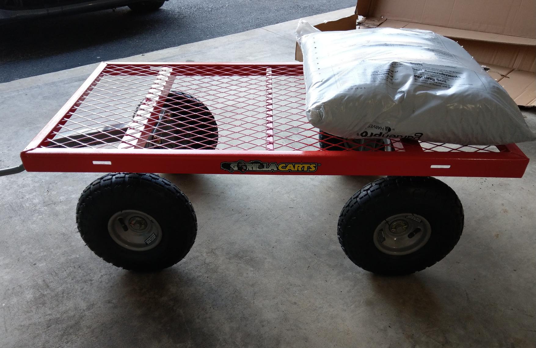 Gorilla Carts Steel Utility Cart, 800 lb Capacity, 4 Cu Ft., Black customer photo 1