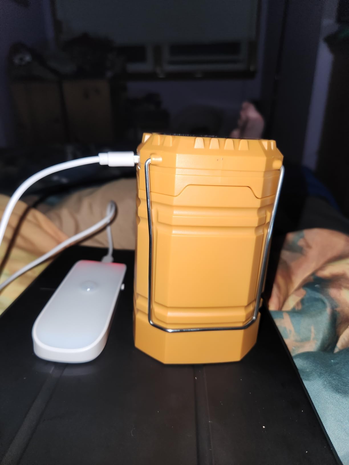 Electric Camping Lantern for Emergency, 3000mAh Solar Hand Crank Lantern customer photo 1