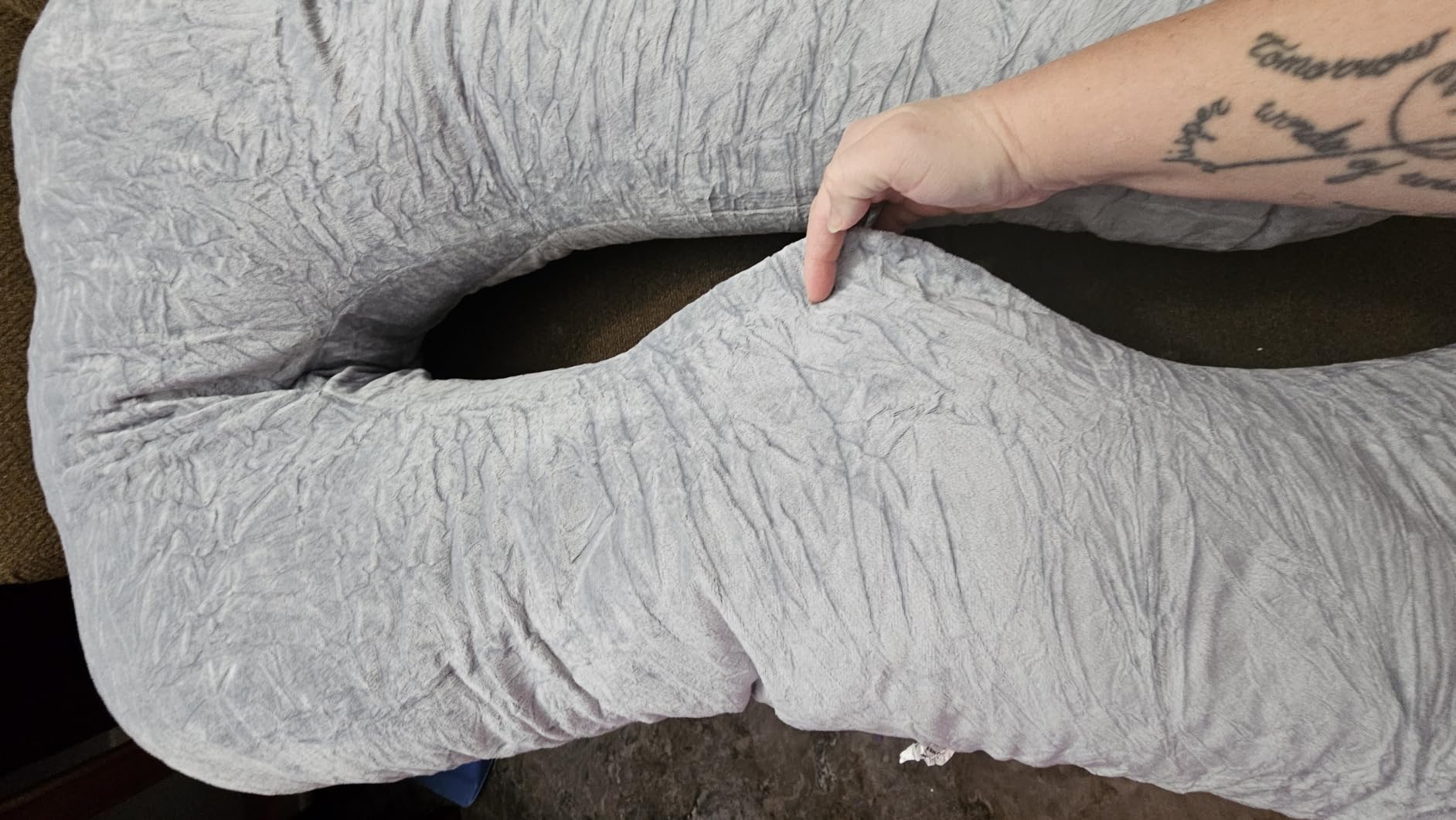 Momcozy Pregnancy Pillow for Sleeping - U Shaped Full Body Maternity Pillow | Removable Cover, Support for Back, Legs, Belly, Hips for Pregnant Women, Side Sleeper, Pregnancy Gifts & Essentials, 57 Inch customer photo 2