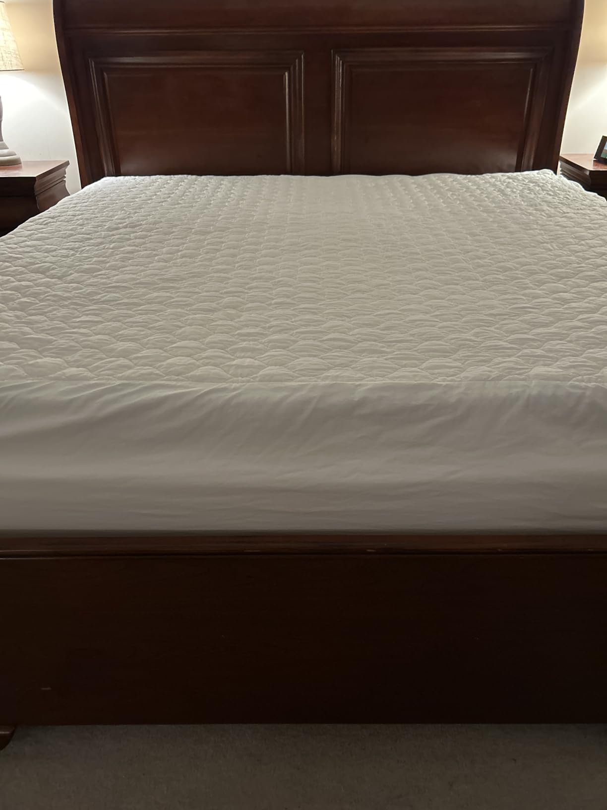 Bioweaves 100% Organic Cotton Mattress Pad Cover, GOTS Certified Cooling Quilted Fitted Mattress Topper & Protector with Soft Cotton Wadding - 20 Inch Deep Pocket, Full customer photo 1