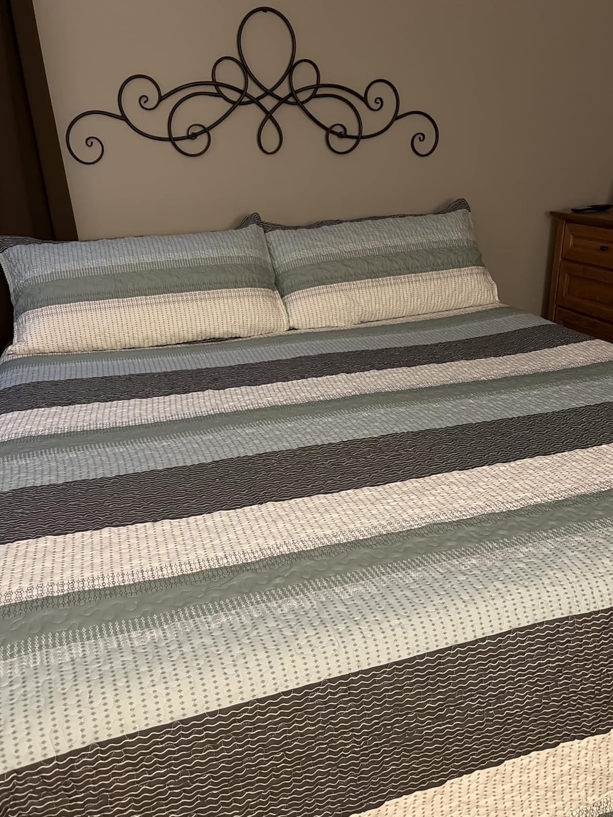 Andency Queen Quilt Bedding Set Sage Green, 3 Pieces Striped Bedspreads | Patchwork Mint Green Striped Ultra Soft Lightweight All Seasons Coverlets Set with 2 Pillow Shams (90