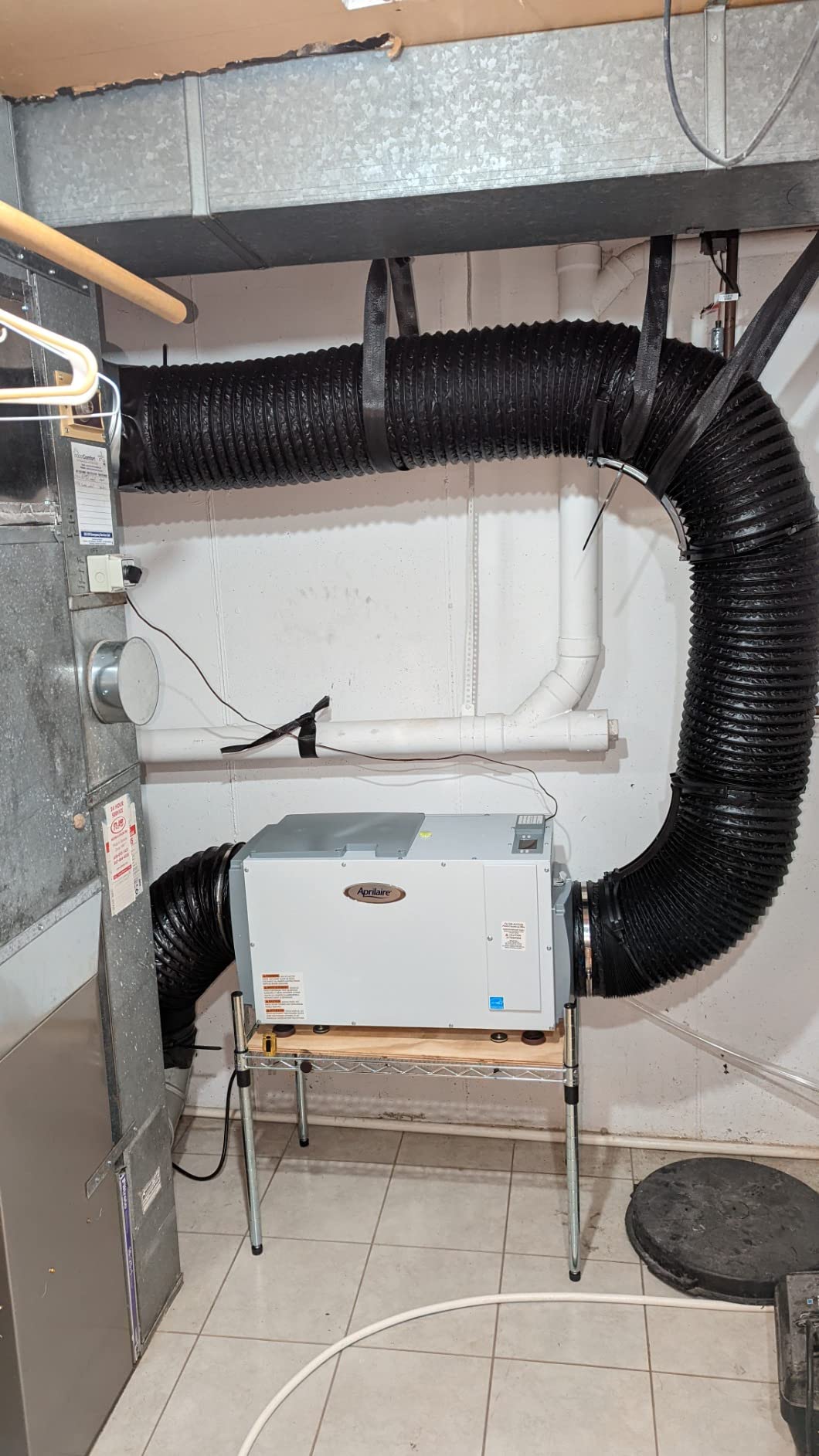 AprilAire E080 Pro 80-Pint Whole-House Dehumidifier, Energy Star Certified, Commercial-Grade for Basement, Crawlspace or Whole House up to 4,400 sq. ft. customer photo 1