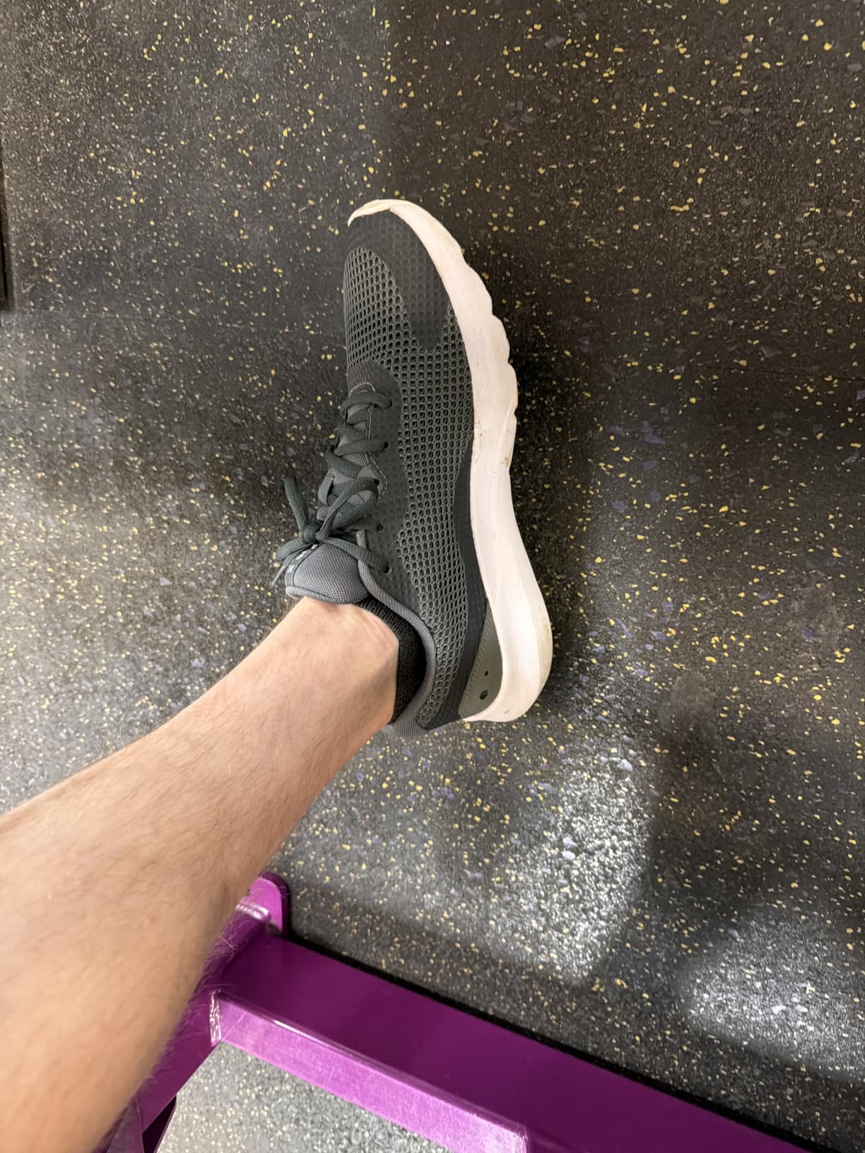 Under Armour Men's Surge 3 Running Shoe customer photo 2