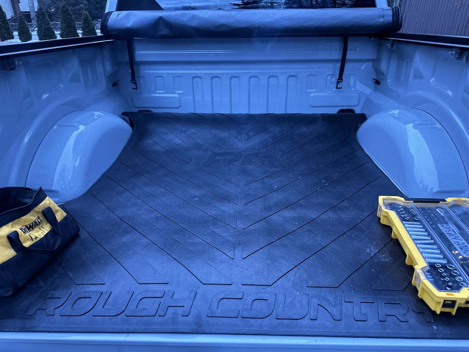 Rough Country Rubber Bed Mat for 2015-2022 Ford F-150 | 5.5 FT Bed - RCM671 , Black customer photo 2