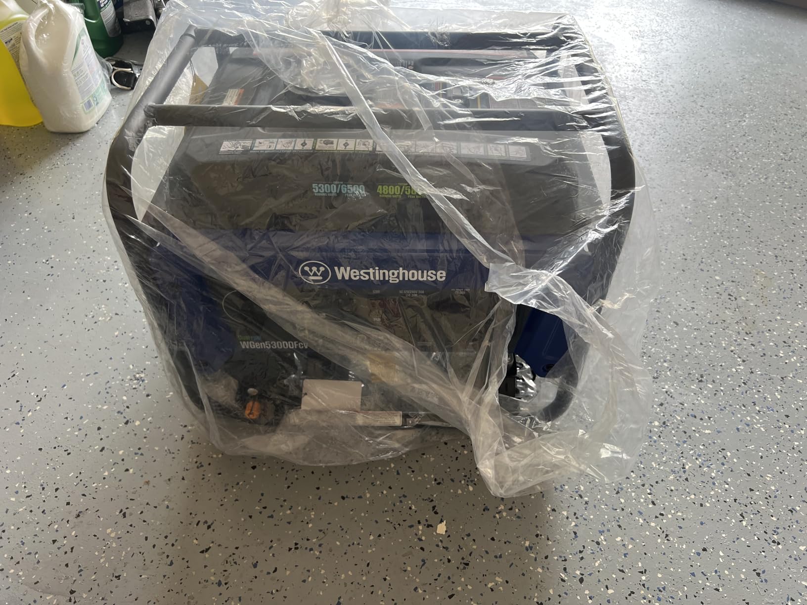Westinghouse 6500 Watt Dual Fuel Home Backup Portable Generator, Transfer Switch Ready 30A Outlet, RV Ready 30A Outlet, CO Sensor customer photo 2