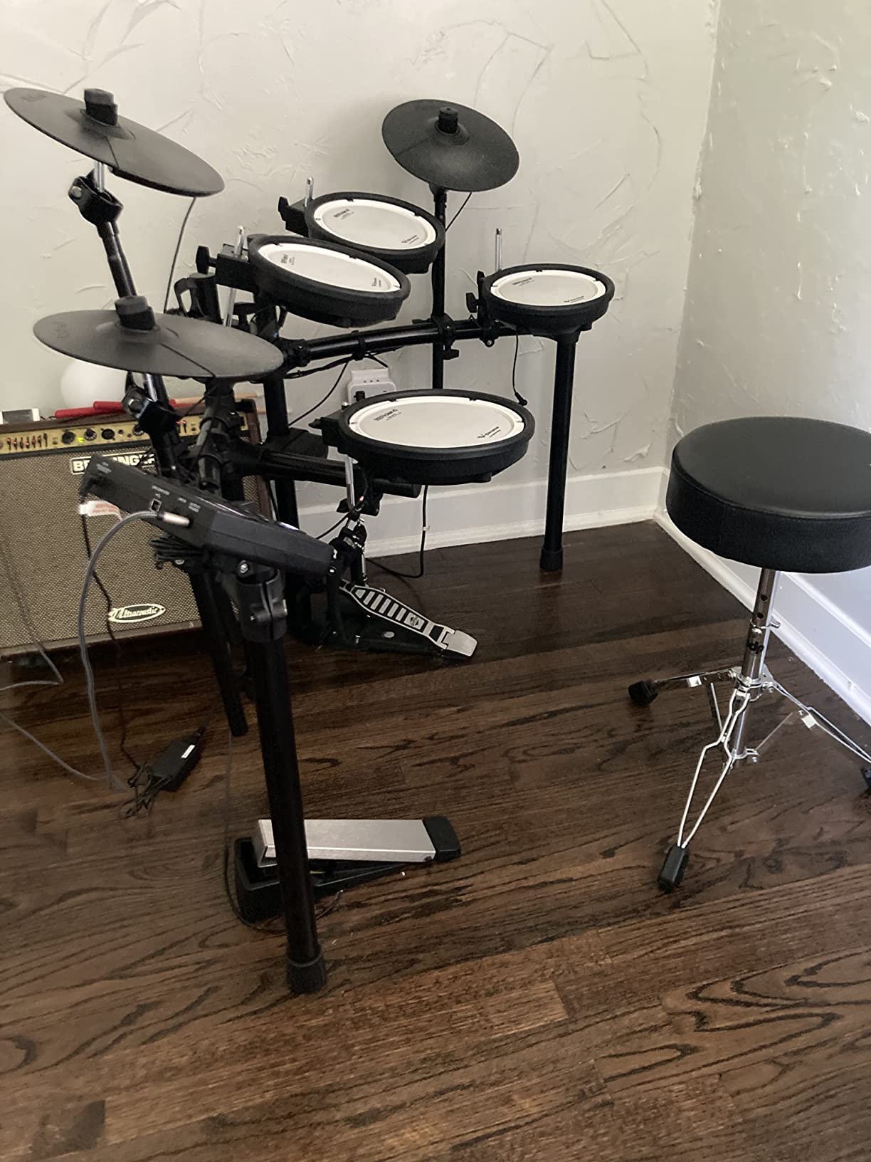 Roland TD-07DMK Electronic V-Drums Kit customer photo 2