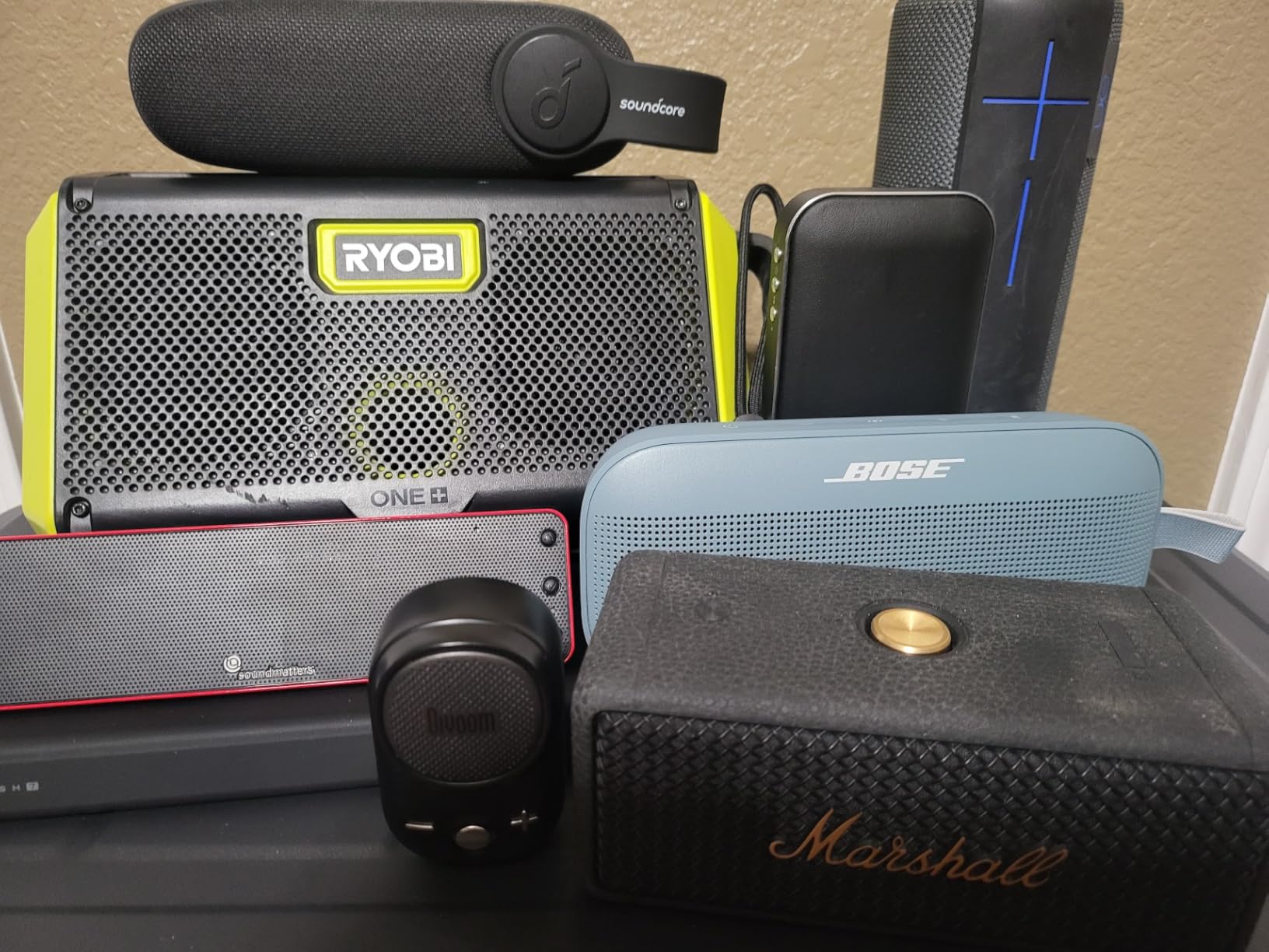 Bose SoundLink Flex Bluetooth Speaker, Portable Speaker with Microphone, Wireless Waterproof Speaker for Travel, Outdoor and Pool Use, Black customer photo 1