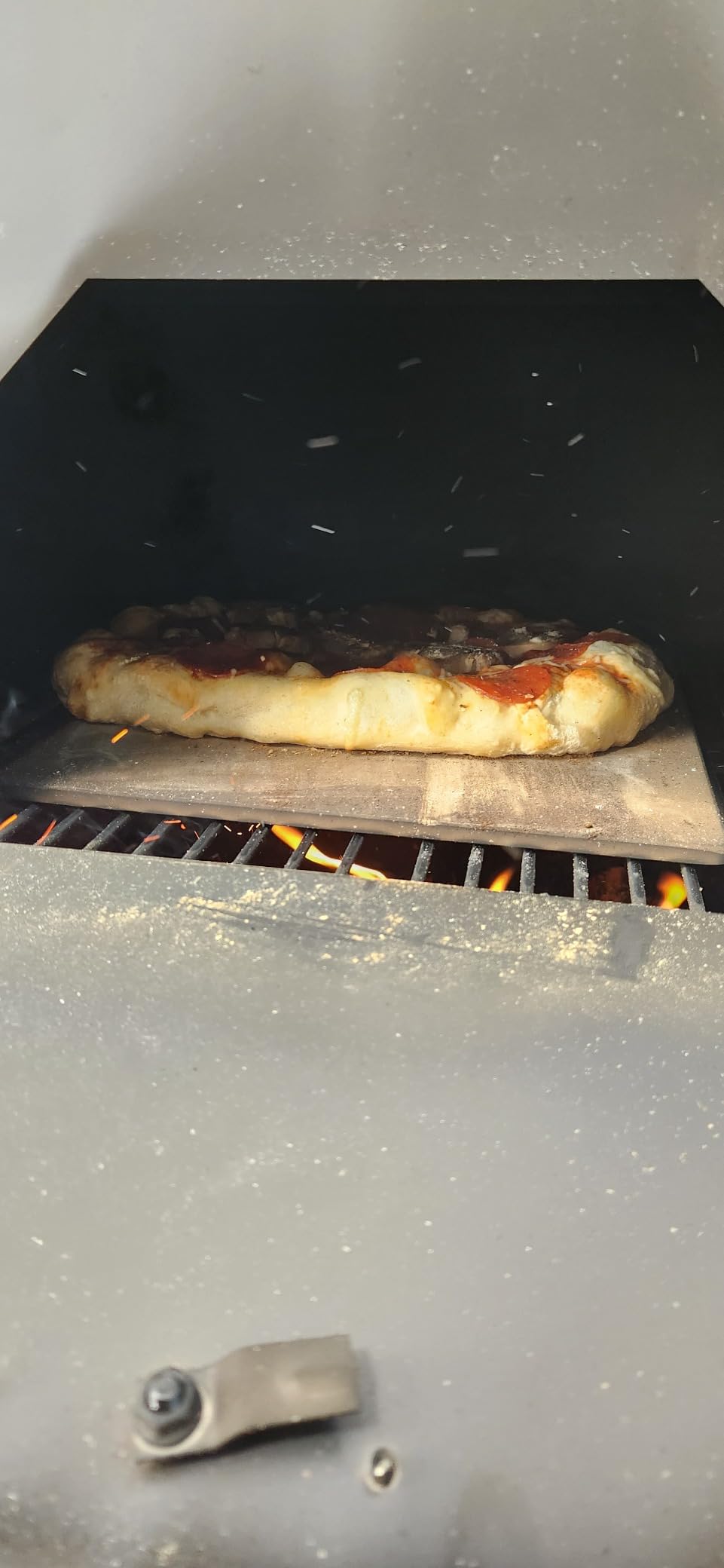 Giantex Wood Fired Pizza Oven with Pizza Stone, Peel, Waterproof Cover, Cooking Grids, Wheels for Outside Camping, Outdoor Backyard Party (64 Inch) customer photo 1