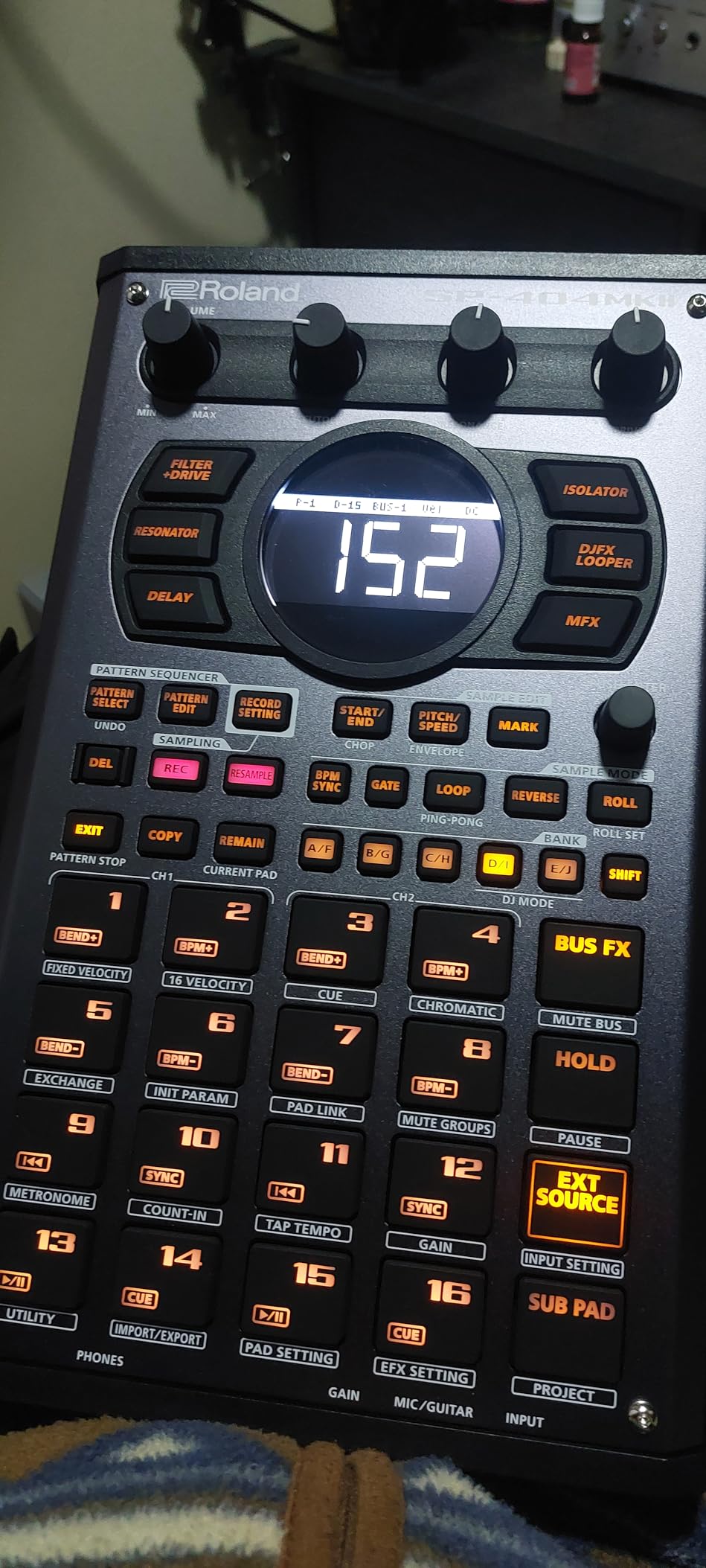 Roland SP-404MKII Creative Sampler and Effector | The Legendary SP-404 Beat Maker with Some Serious Upgrades | Fast workflow | 16GB Internal Storage | 32-Voice Polyphony | 160 Samples Per Project | The Legendary SP-404 Beat Maker with Some Serious Upgrades, Fast workflow, 16GB Internal Storage, 32-Voice Polyphony customer photo 1