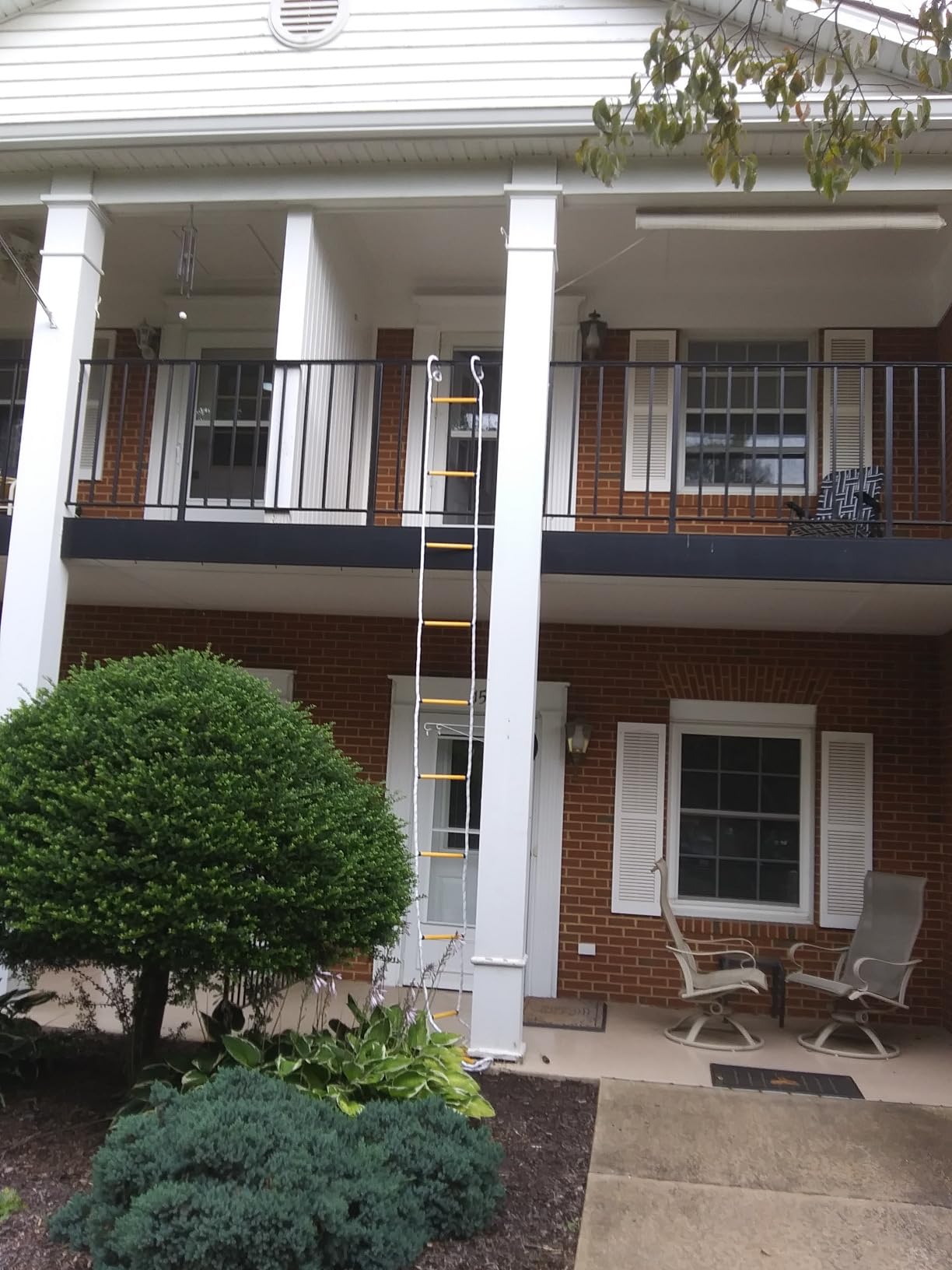 2 Story Fire Escape Ladder, Flame Resistant Emergency Rope Ladder with 2 Hooks for 2nd Floor Window - Compact Reusable Fire Ladder/Telescope Ladder for Kids & Adults (2M/6.6FT) customer photo 1