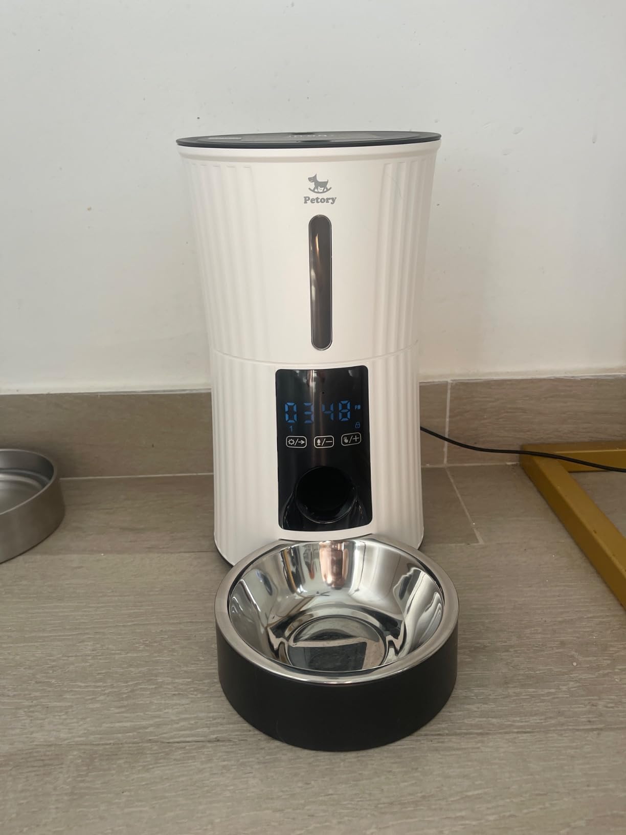 Petory Timed Automatic Cat Feeder - 4L Dry Food Dispenser for Cats and Dogs customer photo 2