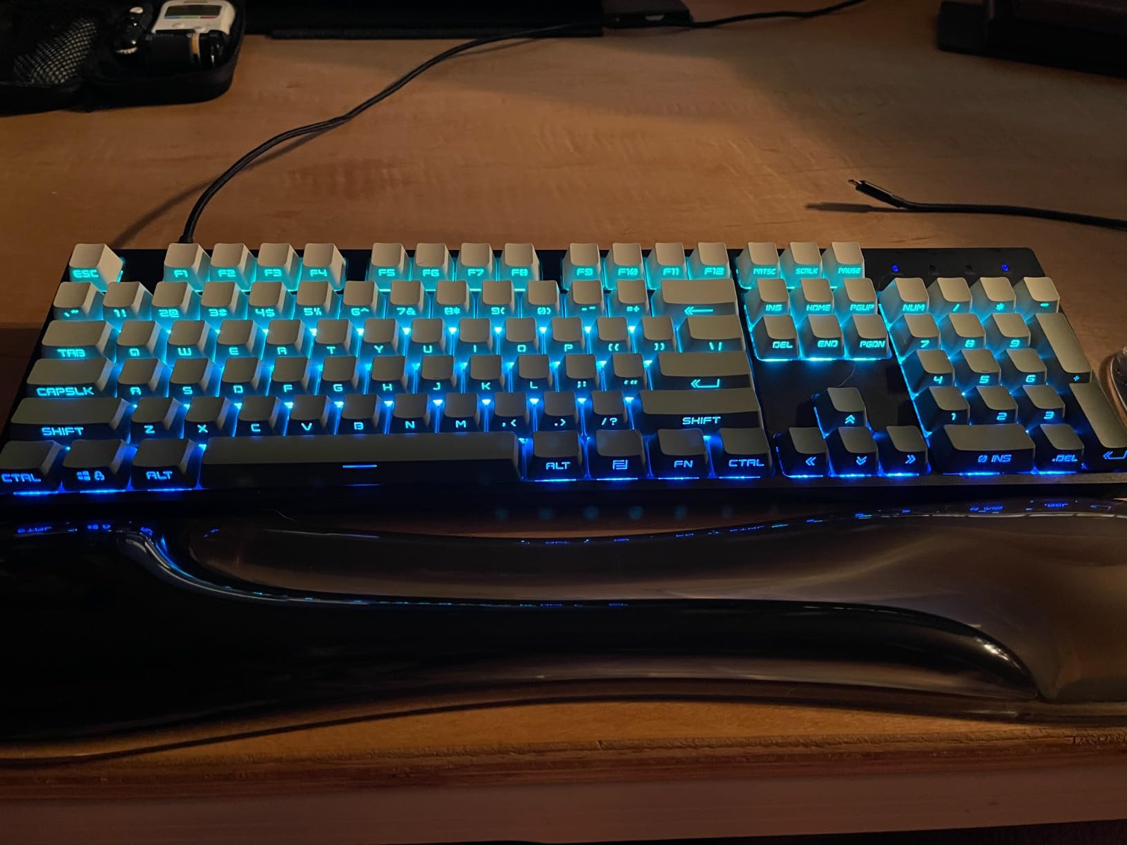 Keychron C2 Pro Wired Custom Mechanical Keyboard, Full-Size Hot-Swappable | QMK Programmable Macro, RGB Backlight, Tactile Brown Switches, Double-Shot PBT Keycaps, Mac Windows Linux Compatible customer photo 2