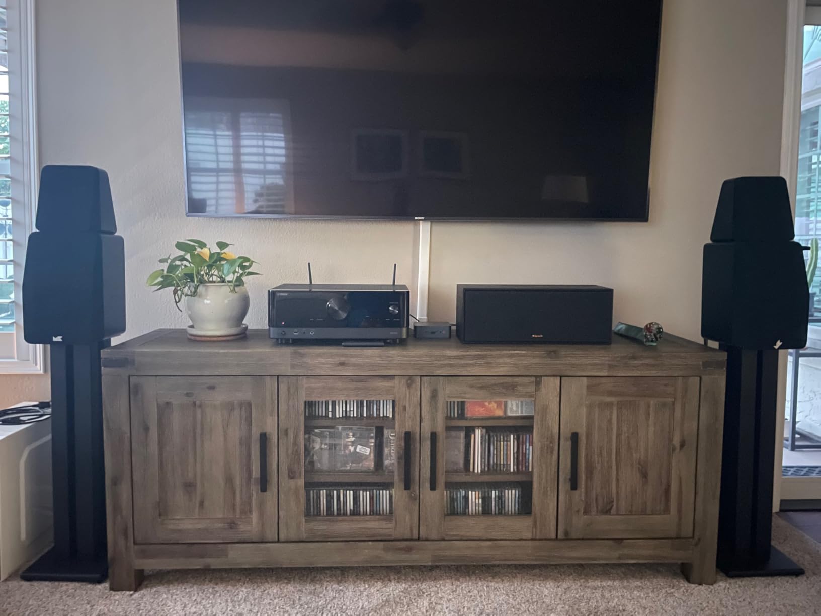 Klipsch Reference Next-Generation R-50C Horn-Loaded Center Channel Speakers for Crystal-Clear Home Theater Dialogue in Black customer photo 2