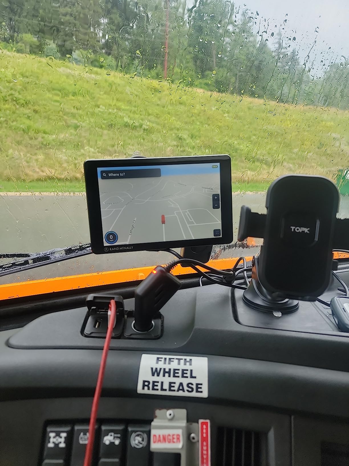 Rand McNally TND 750 7-inch GPS Truck Navigator with Built-in Dash Cam, Easy-to-Read Display and Custom Truck Routing (Renewed) customer photo 2