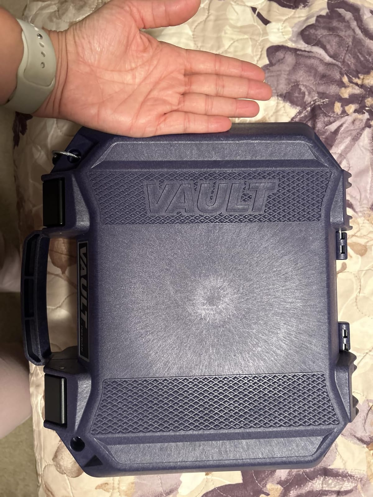Pelican Vault V100 Hard Case (Camera, Pistol, Gear, Equipment) customer photo 2