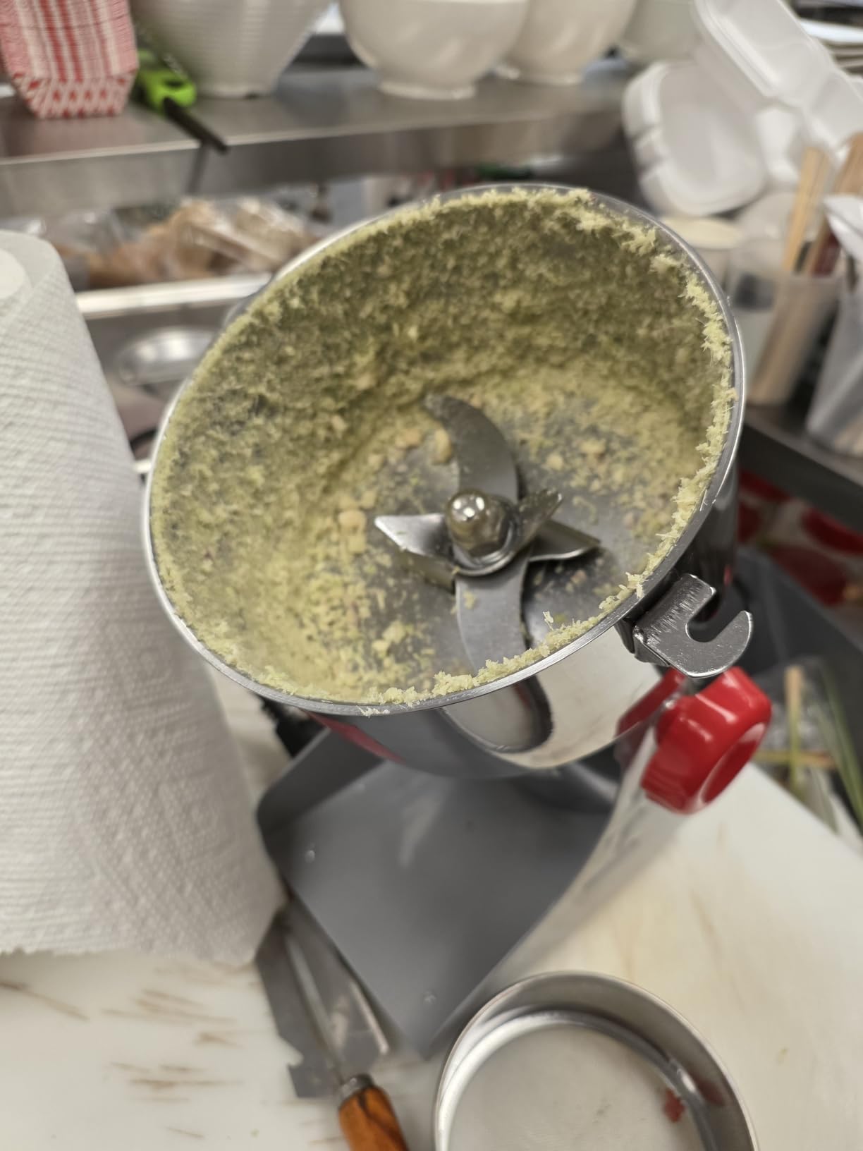 2000g Electric Grain Grinder Spice Grain Mill Stainless Steel 30s 28000RPM High Speedy Grinding with Overload Protection& 5min Timer Mill for Dry Spice Herbs/Nut/Coffee/Rice customer photo 1
