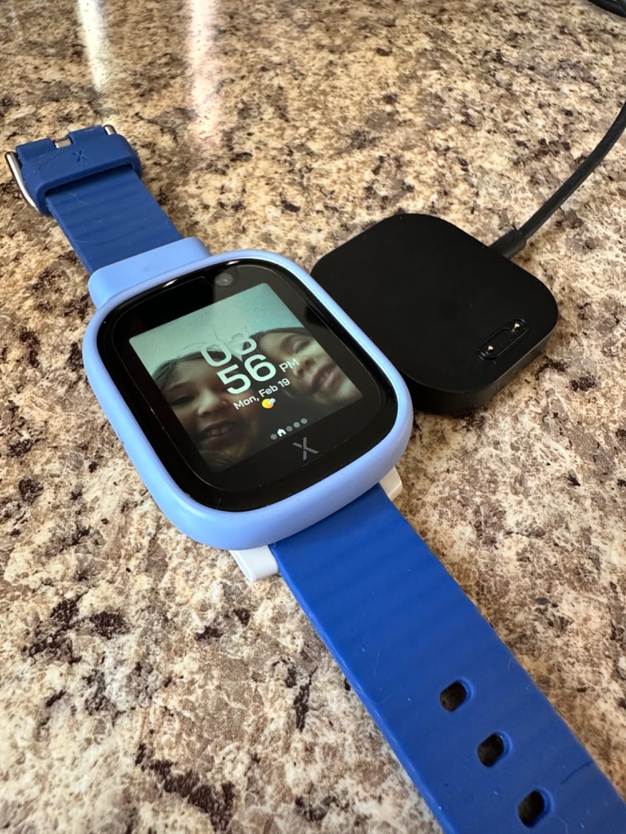 XPLORA X6 Play Kids Watch Phone 4G - GPS, SOS, Calls and Messages customer photo 2