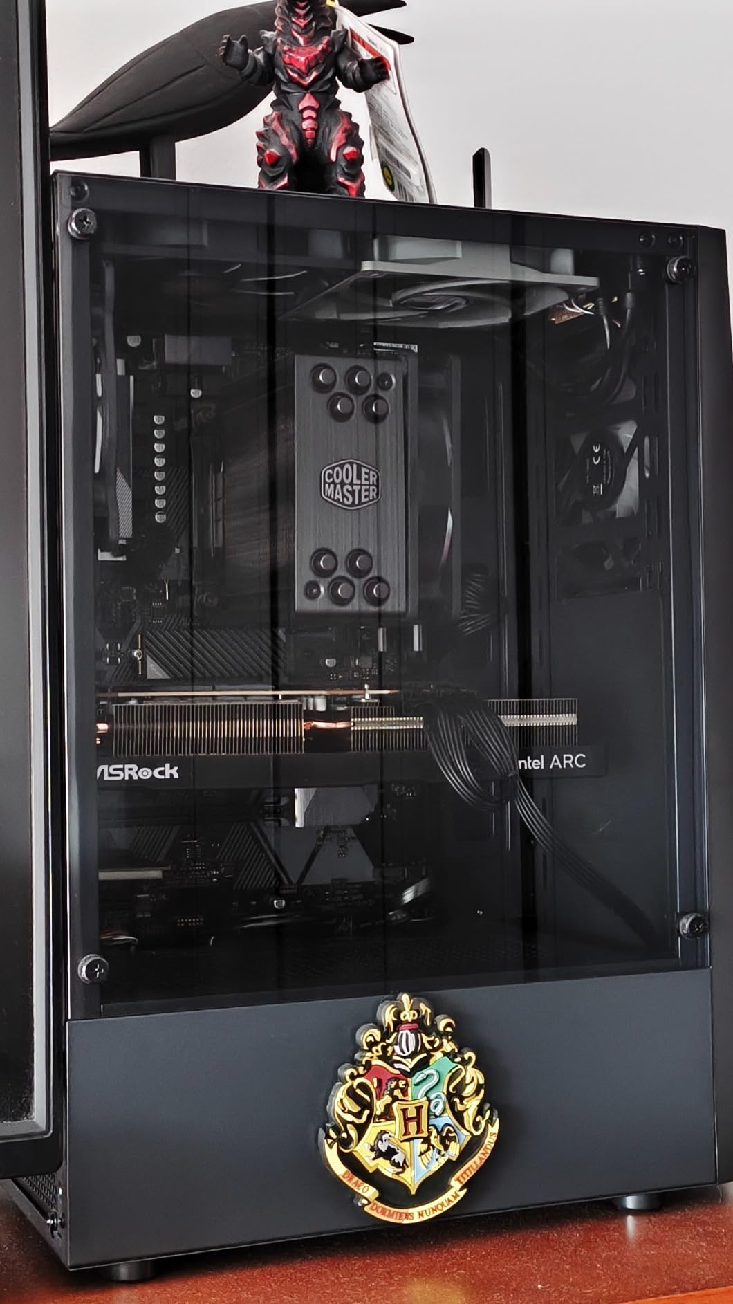 ASRock Intel ARC A750 Challenger D 8GB OC, 8GB DDR6, PCIe4, 2 HDMI, 2 DP, 2200MHz Clock, 0dB Cooling, Overclocked customer photo 1