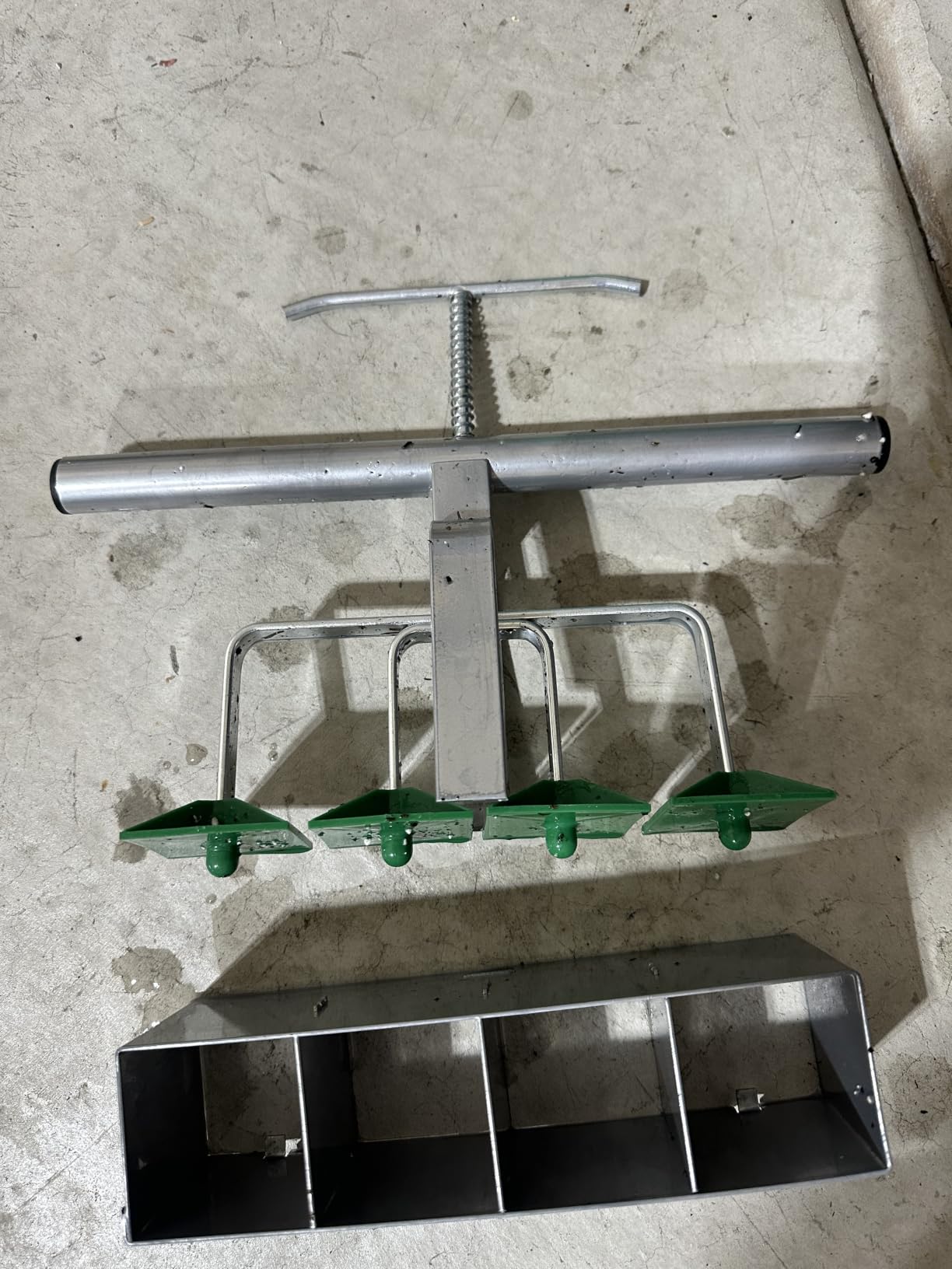 Soil Blocker with Comfortable Handle, 4 Cell Soil Block Maker 2 Inch Mold customer photo 2