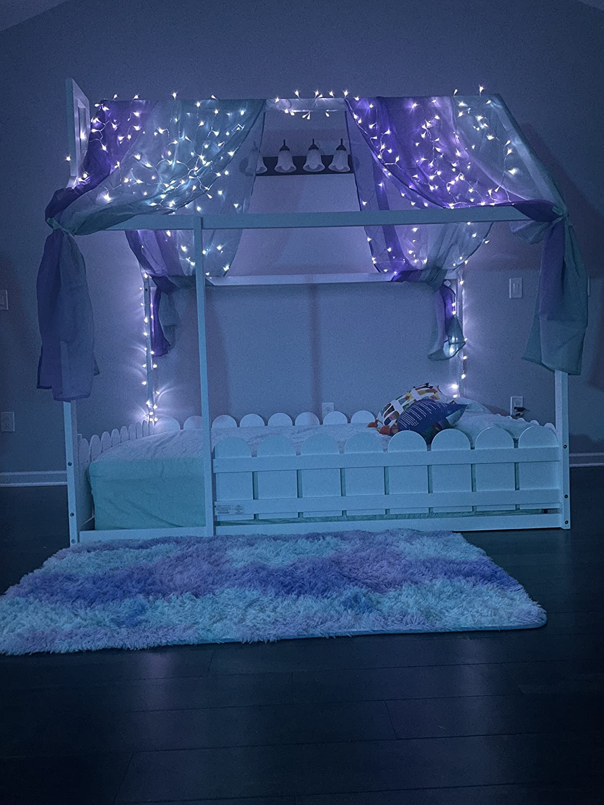 Bellemave Queen House Bed with Roof Wood Montessori Floor Beds for Kids Wood House Floor Bed Frame for Girls Boys Teens Adults, No Spring Box Needed, White customer photo 2
