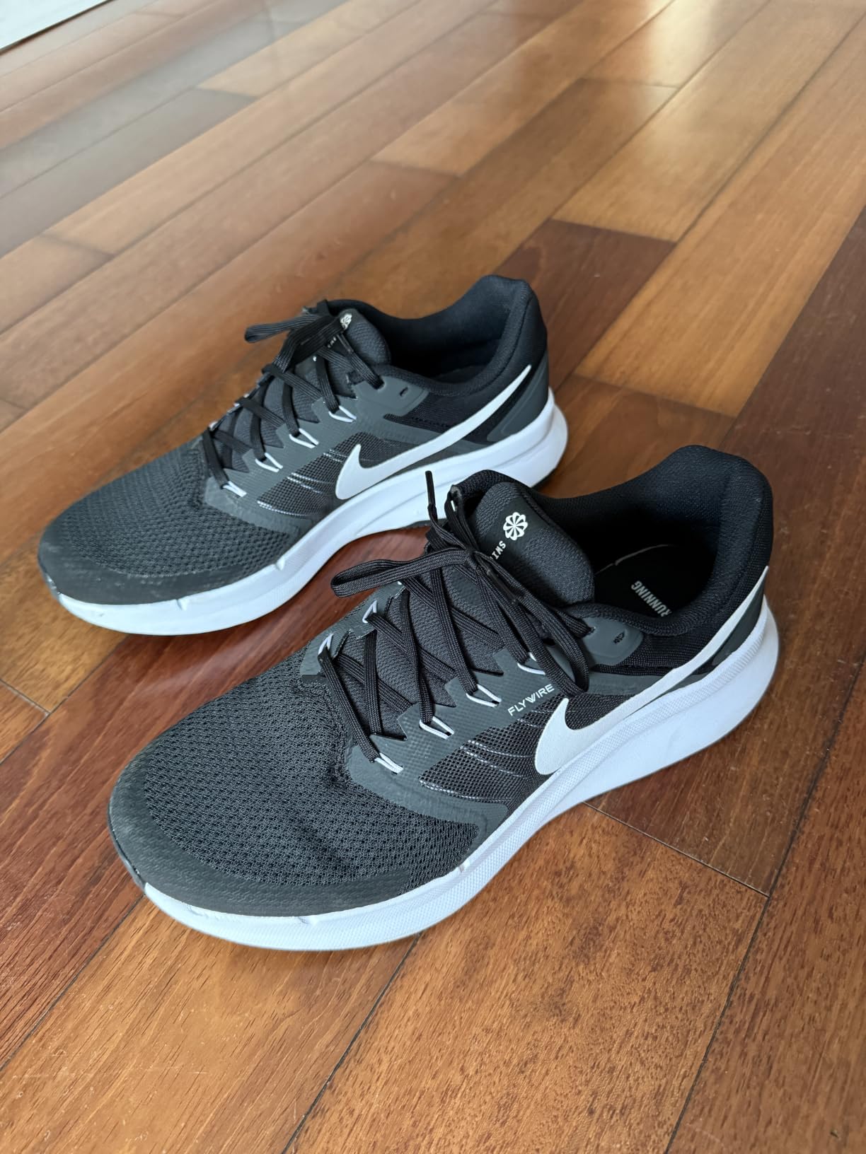 Nike Men's Run Swift 3 Road Running Shoes customer photo 1