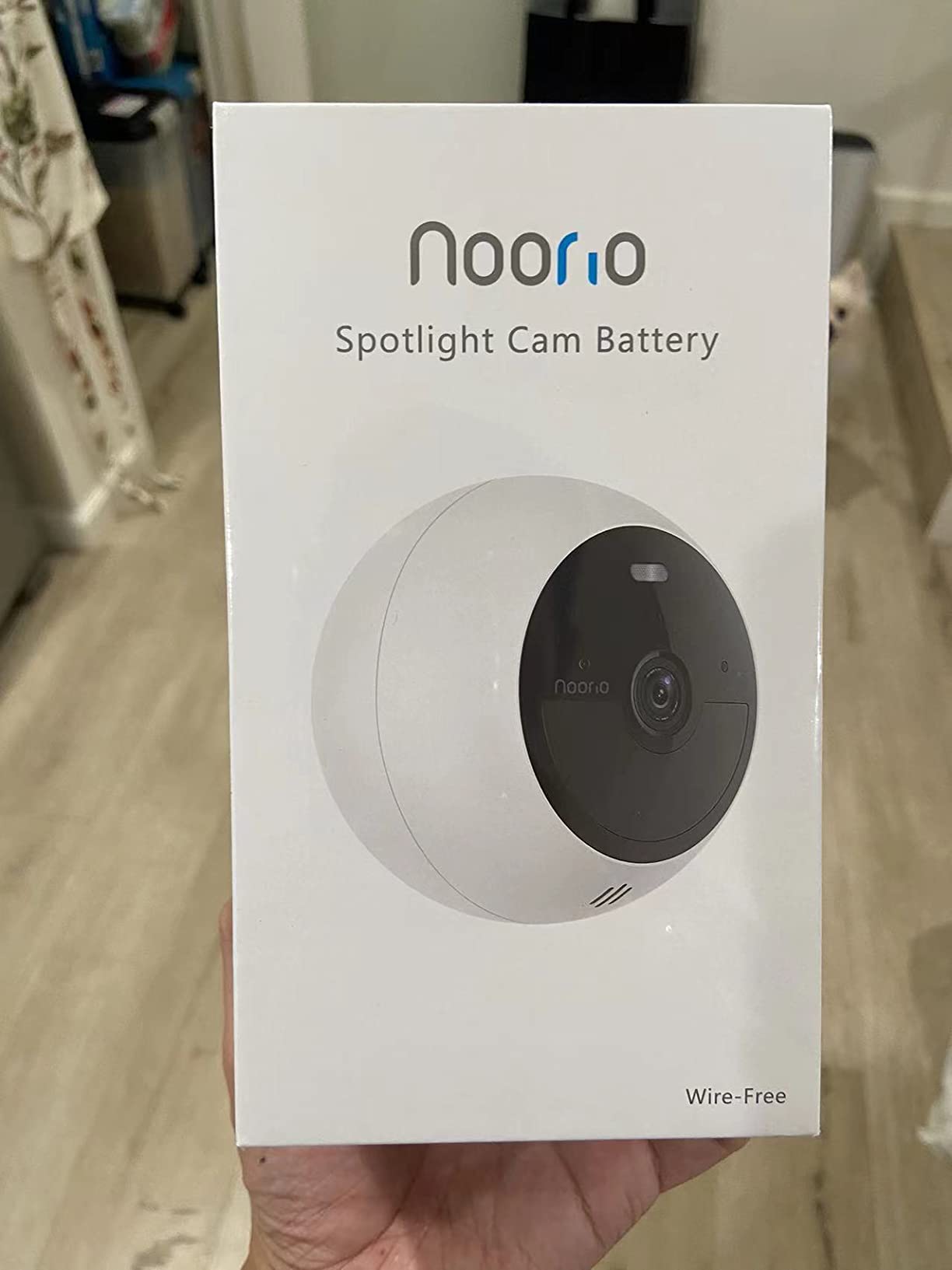 Noorio B200 2-Cam Kit with Hub, Wireless Security Camera System for Home, Indoor/Outdoor 1080p Cameras, Battery Powered, Motion Activated, Color Night Vision, Compatible with Alexa customer photo 1