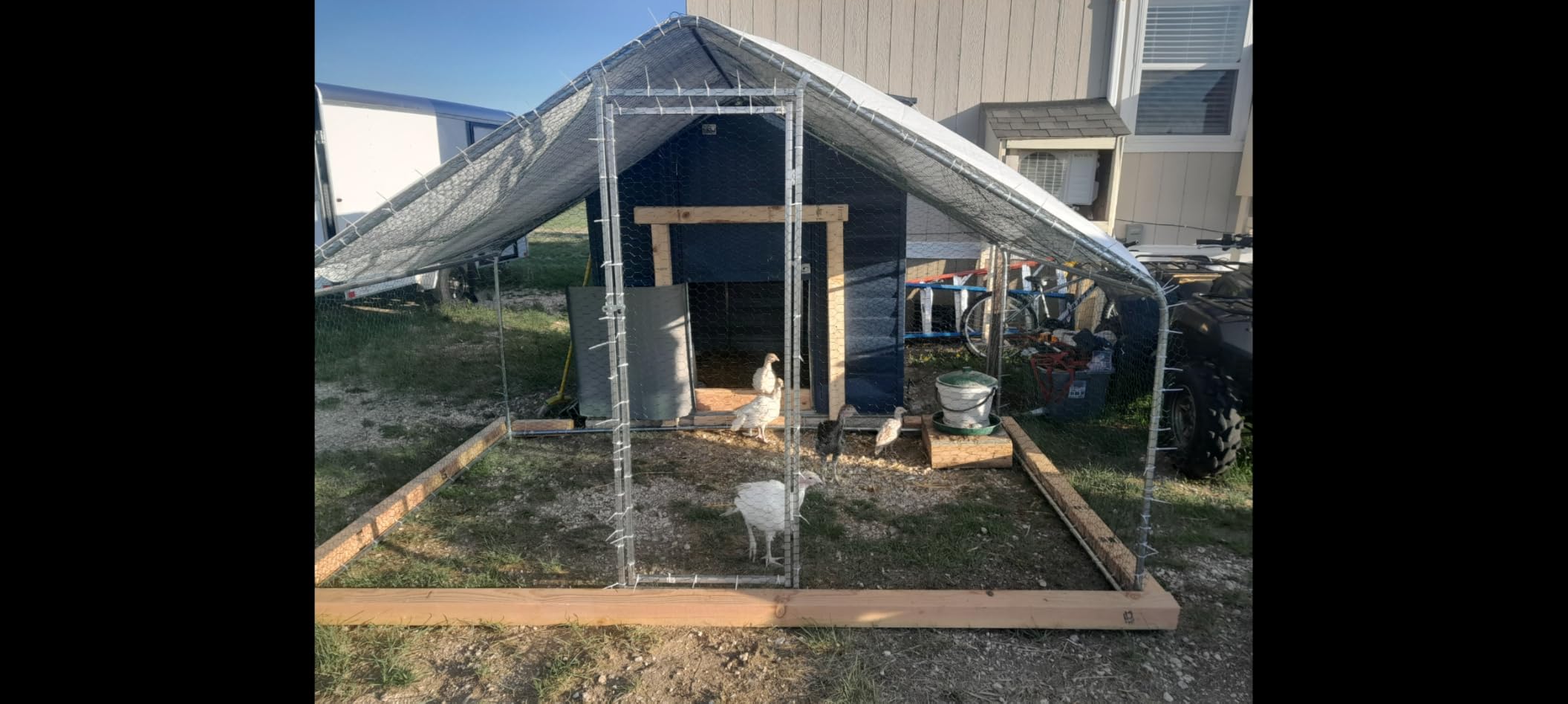 CHIKENCOOP 9.8 x 6.5 x 6.5 ft Metal Chicken Coop, Chicken Run with Cover customer photo 1