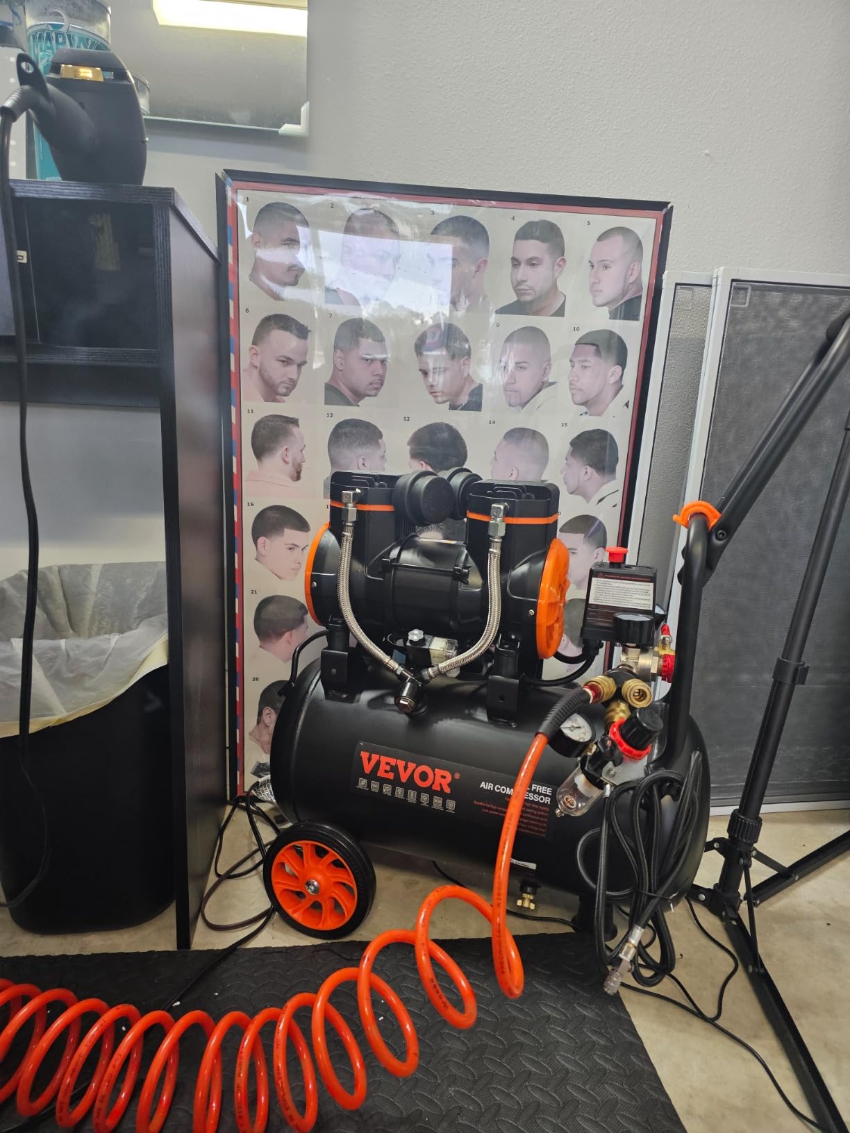 VEVOR 6.3 Gallon 2 HP Air Compressor, Max 116PSI, Oil Free Compressor Tank customer photo 2