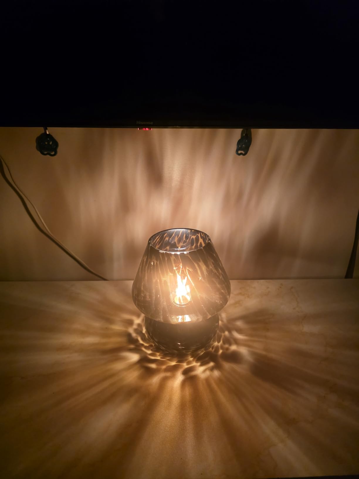 ONEWISH Mushroom Lamp Small Vintage Table Lamp for Bedroom Nightstand, Bedside Lamp Translucent Glass Stepless Dimmable, Murano Aesthetic Home Decor for Living Room Kitchen(Black) customer photo 2