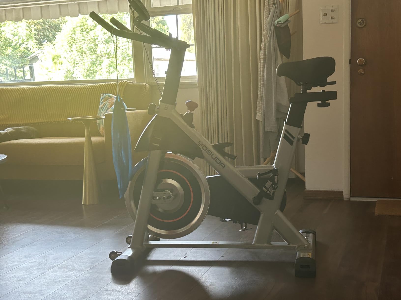 YOSUDA Exercise Bike, Magnetic Friction Stationary Bike with App Training customer photo 1