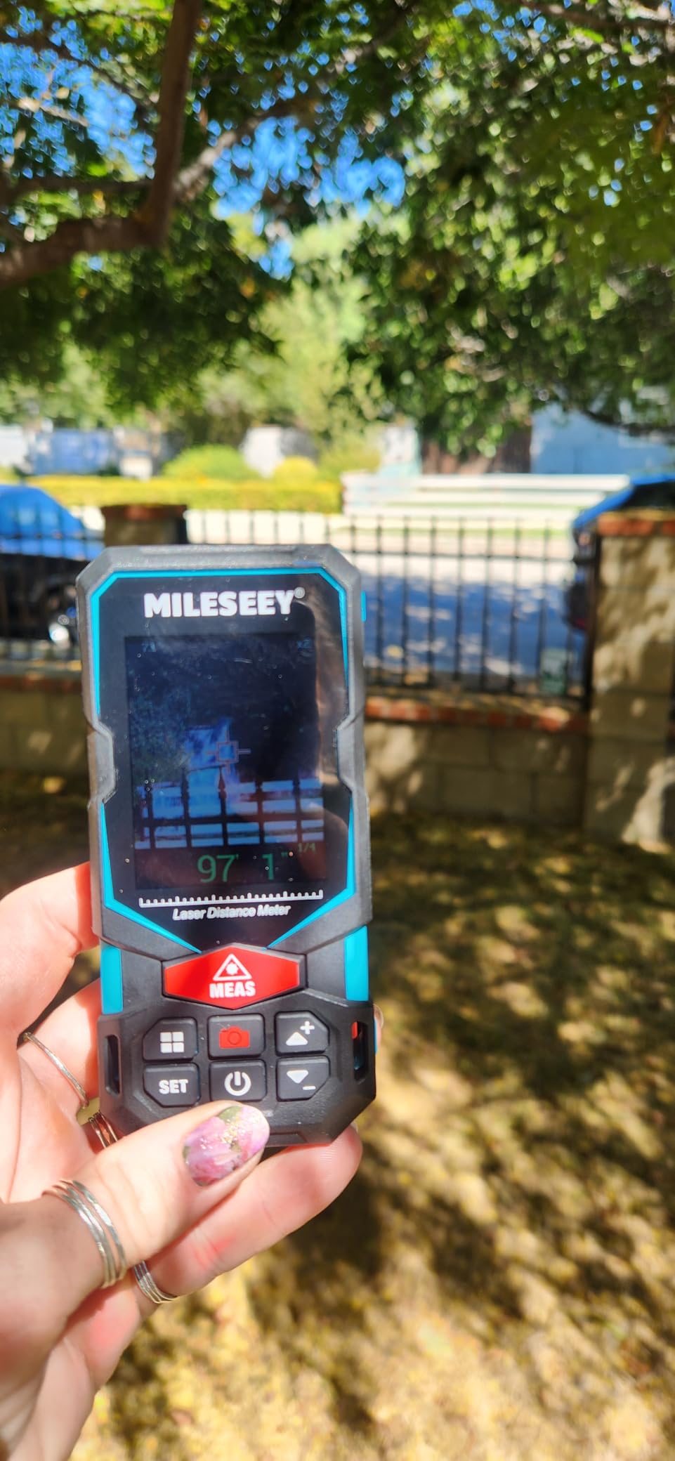 MILESEEY S7 Outdoor Laser Measure with Viewfinder Camera for Pro & DIY Use customer photo 2