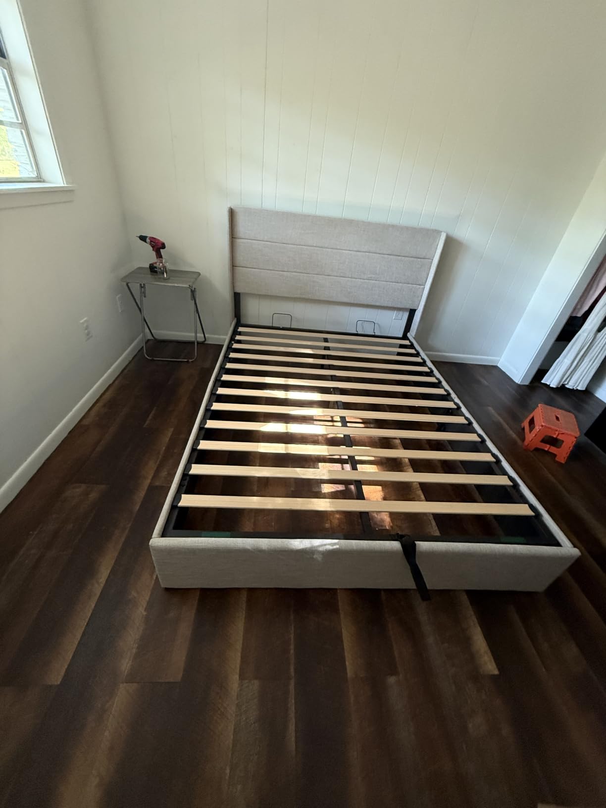 Allewie King Size Lift Up Hydraulic Storage Bed Frame Light Beige customer photo 1