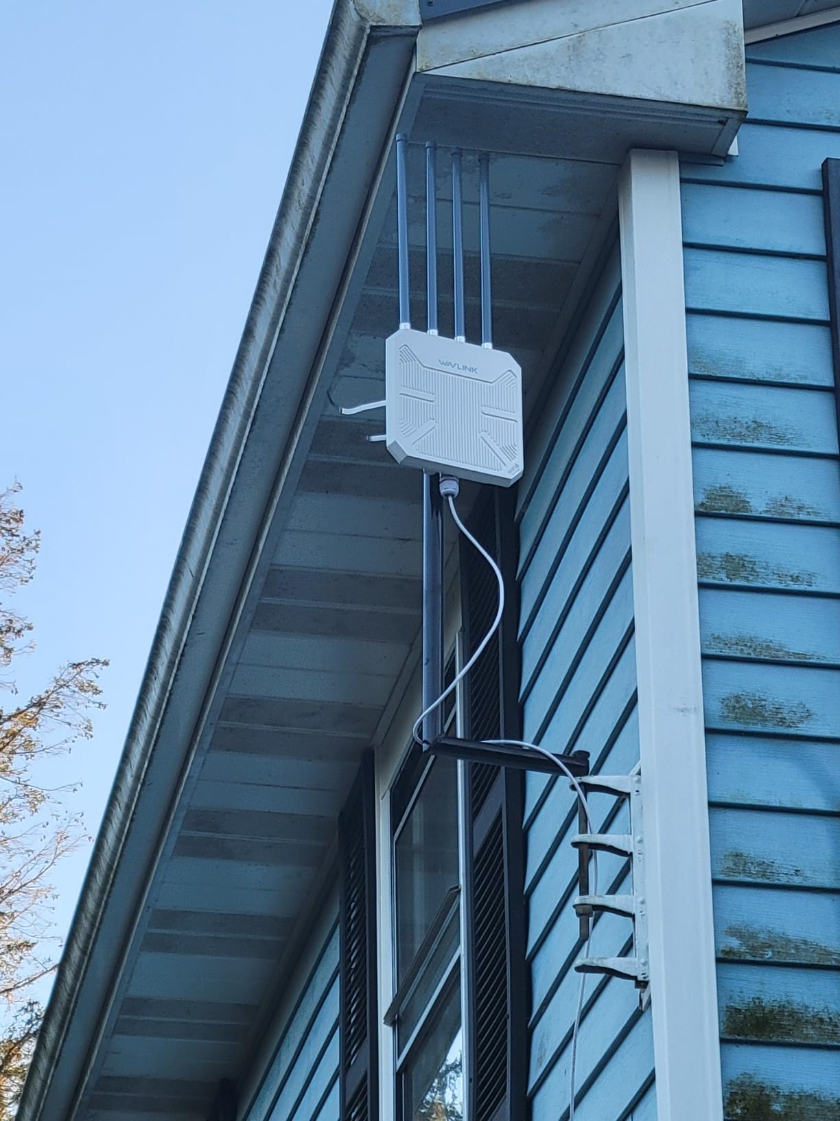2026 WAVLINK AX1800 Outdoor WiFi 6 Extender Long Range, IP67 Weatherproof customer photo 1