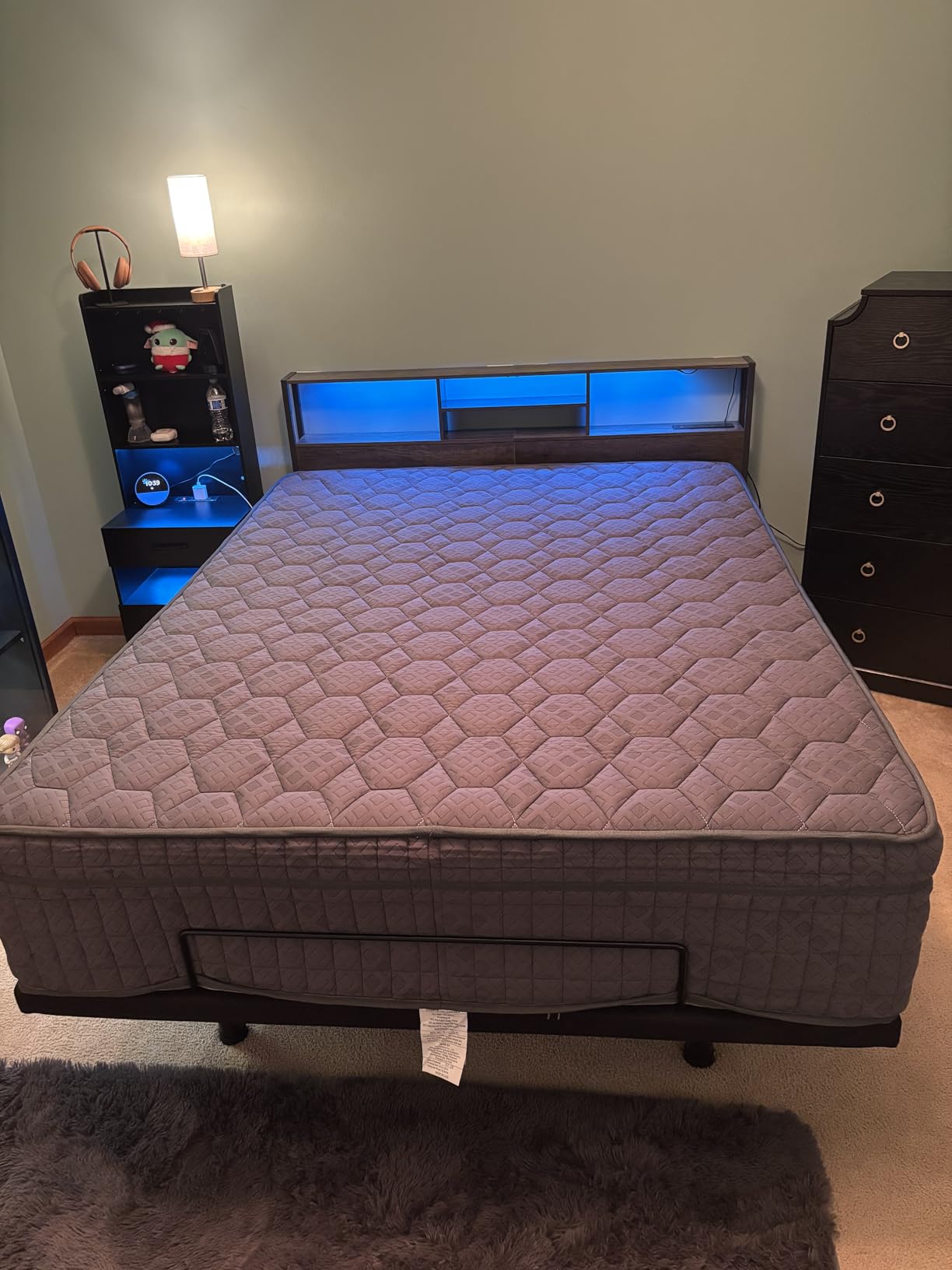 Tami Tami T600 Adjustable Bed Frame Full Size with Remote & Massage - Electric Beds Bases, Zero Gravity, Dual Side USB, Side Pockets, Nightlight, Quiet Motor, Wireless Remote, 5 Min Easy Assembly customer photo 1
