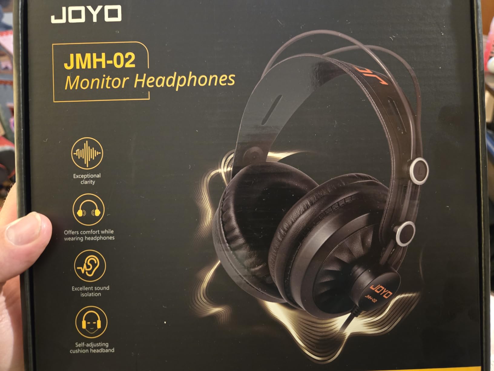 JOYO Studio Monitor Headphones, 50mm Drivers Over-Ear with Passive Noise Isolation, Flat Response for Recording/Mixing/Guitar Amp/Podcast, 3.5mm & 6.35mm Adapter (JMH-02) customer photo 1