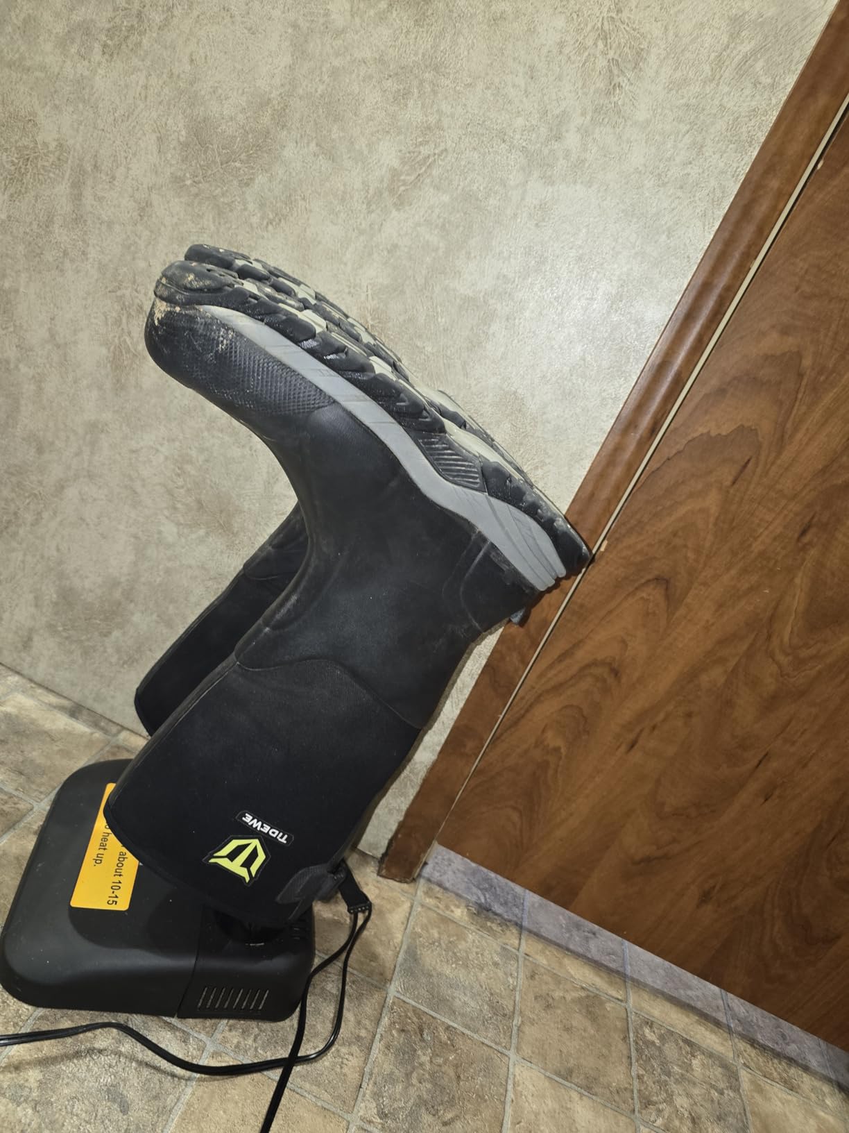TIDEWE Work Boots for Men, 6mm Neoprene Puncture-Resistant Boots, Size 7-13 customer photo 2