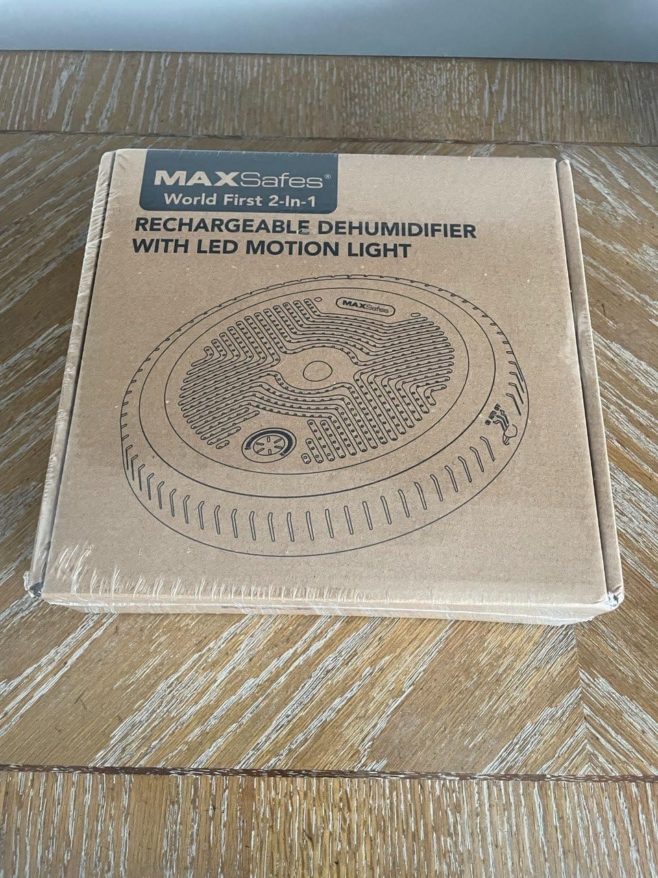 MAXSafes 2-in-1 Rechargeable Dehumidifier with Motion Sensor LED Light, Perfect For Gun Safe, Gun Cabinet and other enclosed areas, ETL Approved (White) customer photo 1