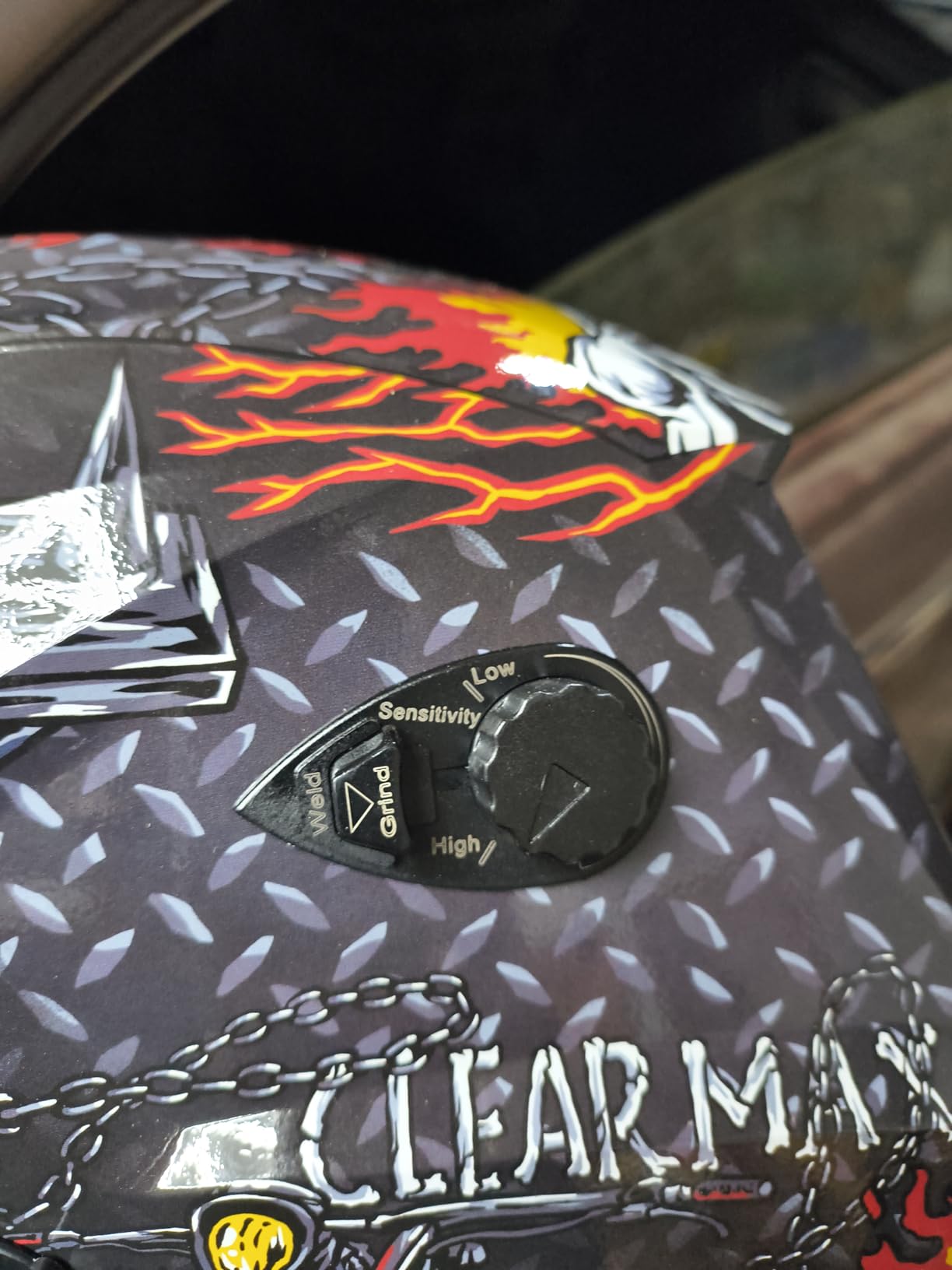 ARCCAPTAIN Welding Helmet Auto Darkening, 1/25000s Response, Shade 4/9-13 customer photo 2