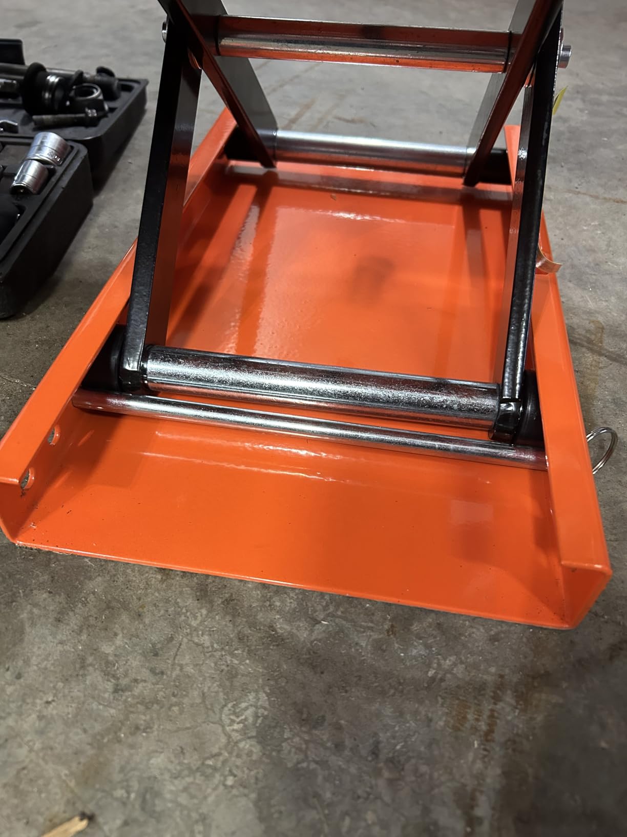 VEVOR Motorcycle Lift, 1100 LBS Motorcycle Scissor Lift Jack with Wide Deck & Safety Pin, 3.7