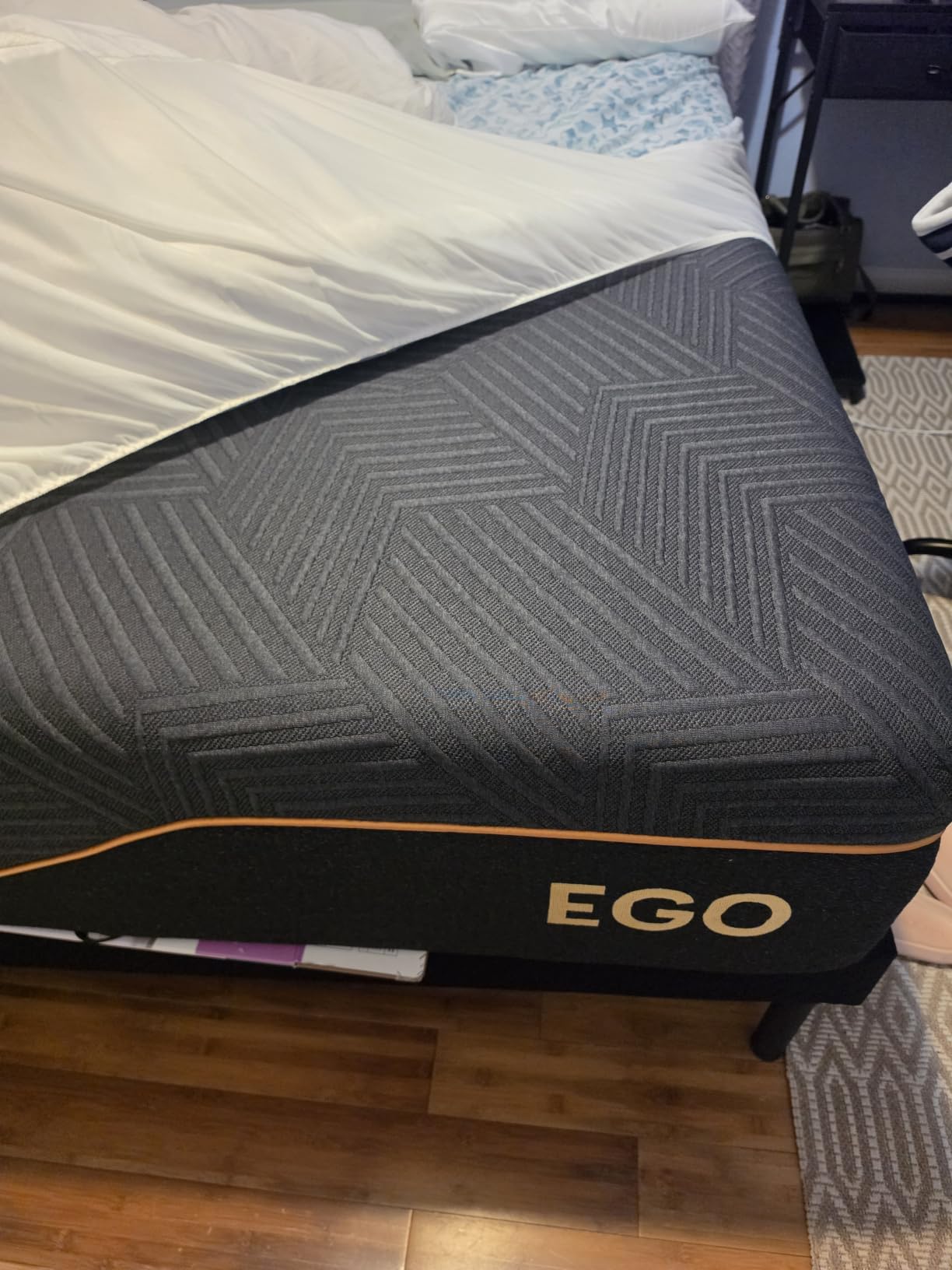 MLILY EGOHOME Queen 14 inch Memory Foam Mattress for Back Pain Relief Firm | Fiberglass Free, Copper Gel Infused, Graphene-Cool-Tech Cover, ICA Endorsed, CertiPUR-US, Motion Isolation, Mattress in a Box customer photo 1