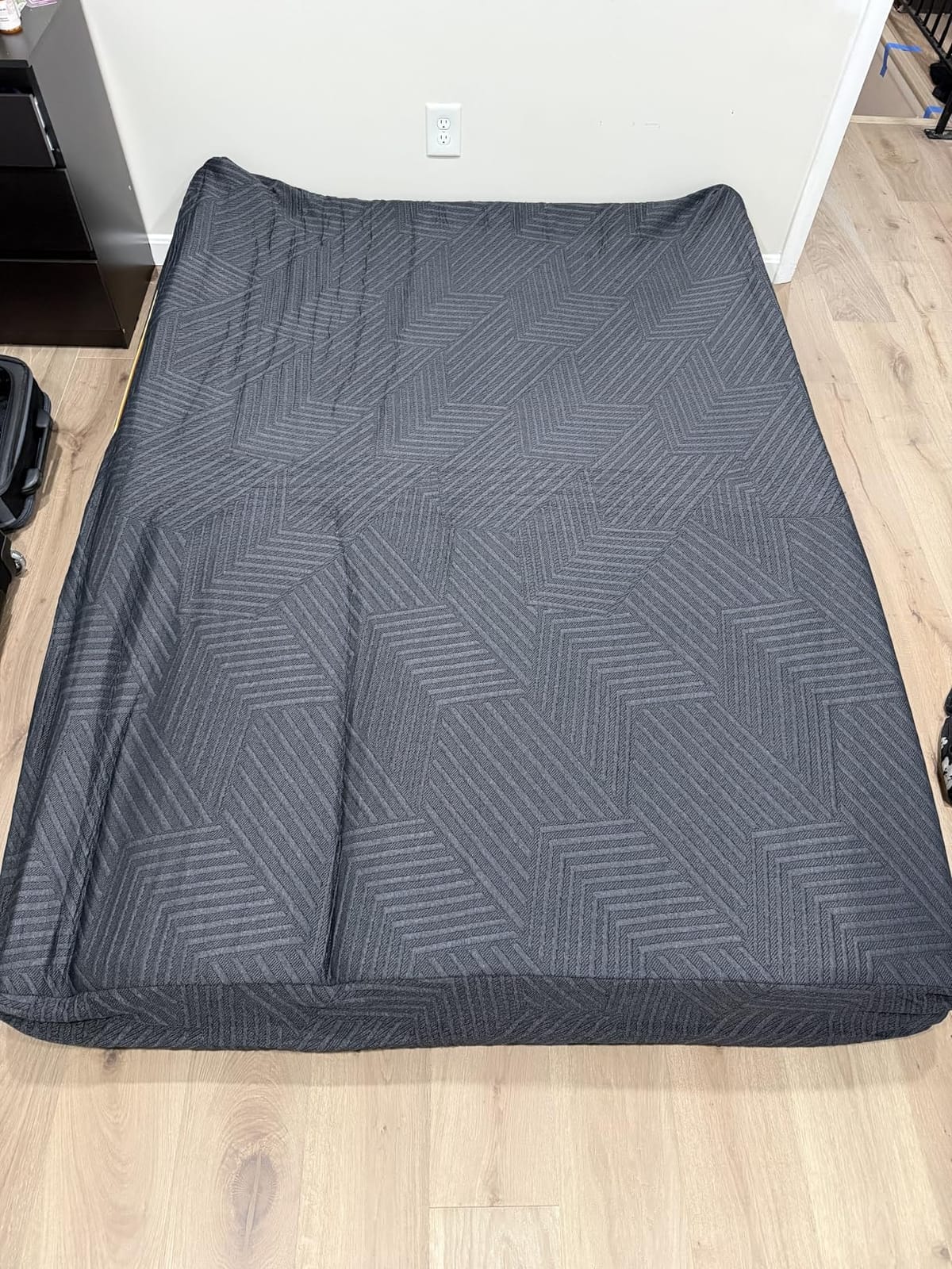 MLILY EGOHOME Queen 14 inch Memory Foam Mattress for Back Pain Relief Firm | Fiberglass Free, Copper Gel Infused, Graphene-Cool-Tech Cover, ICA Endorsed, CertiPUR-US, Motion Isolation, Mattress in a Box customer photo 2