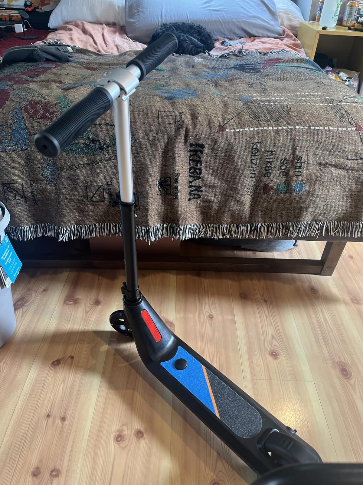 LINGTENG Electric Scooter for Kids Age of 6-9, Kick-Start Boost Scooter with Adjustable Speed and Height, Flash Wheel & Deck Lights customer photo 1