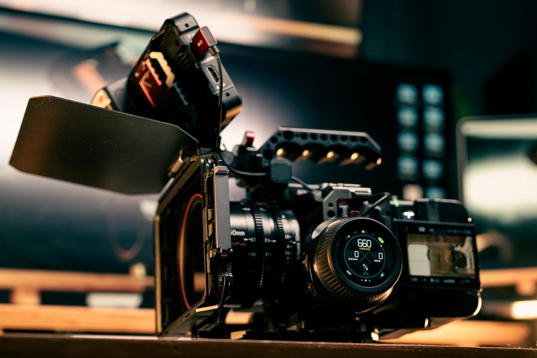 Tilta Nucleus Nano II Base Kit - Wireless Lens Control System | Includes Handwheel, Motor + More | Wireless Zoom, Focus, Aperture Control | Follow Focus | Accurate Pulling | Touch Screen customer photo 2